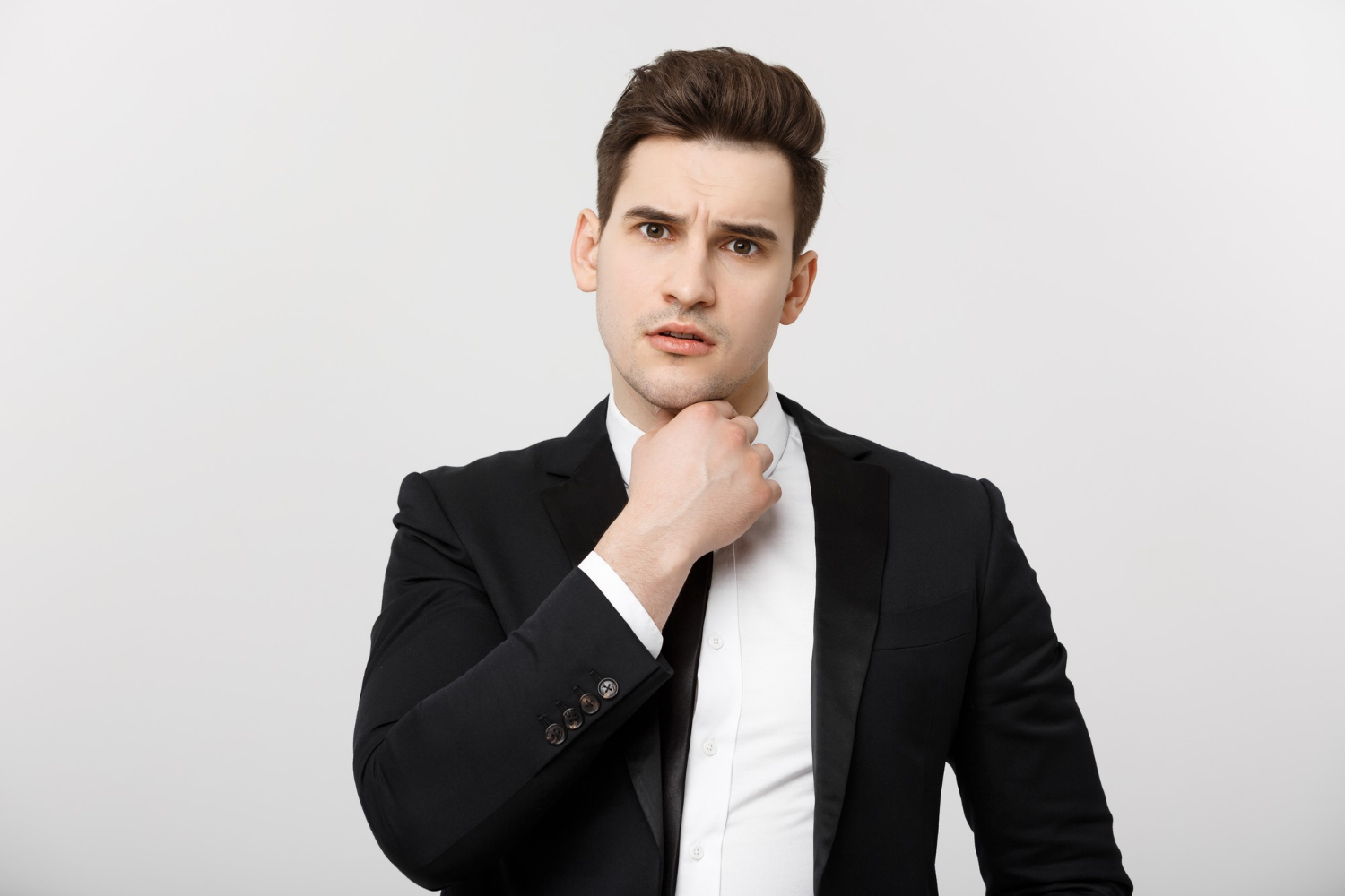 A bewildered man | Source: Freepik
