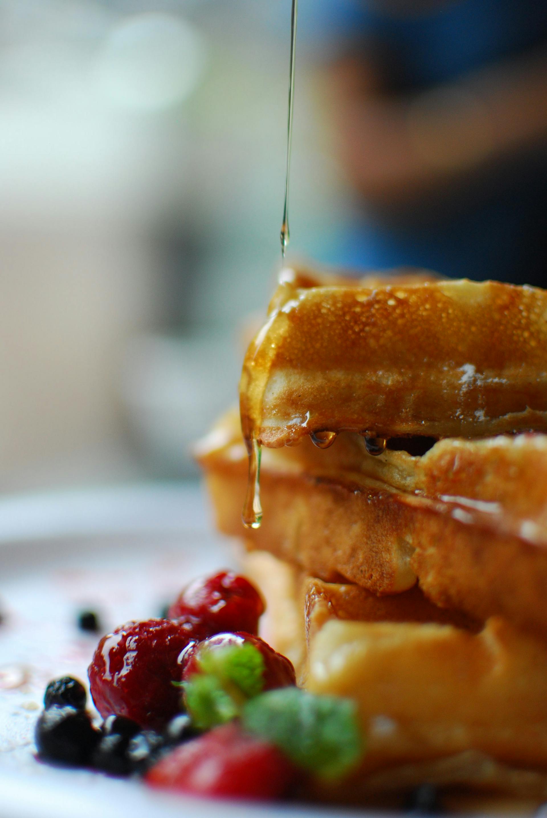 Pancakes with maple syrup | Source: Pexels