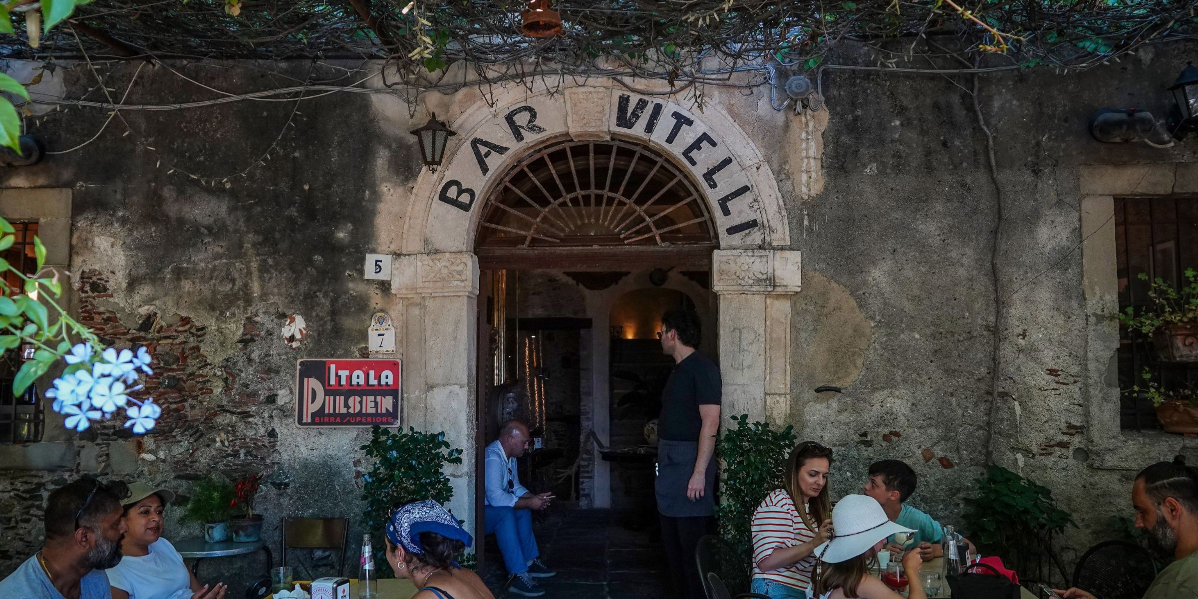Bar Vitelli in Sicily | Source: Getty Images