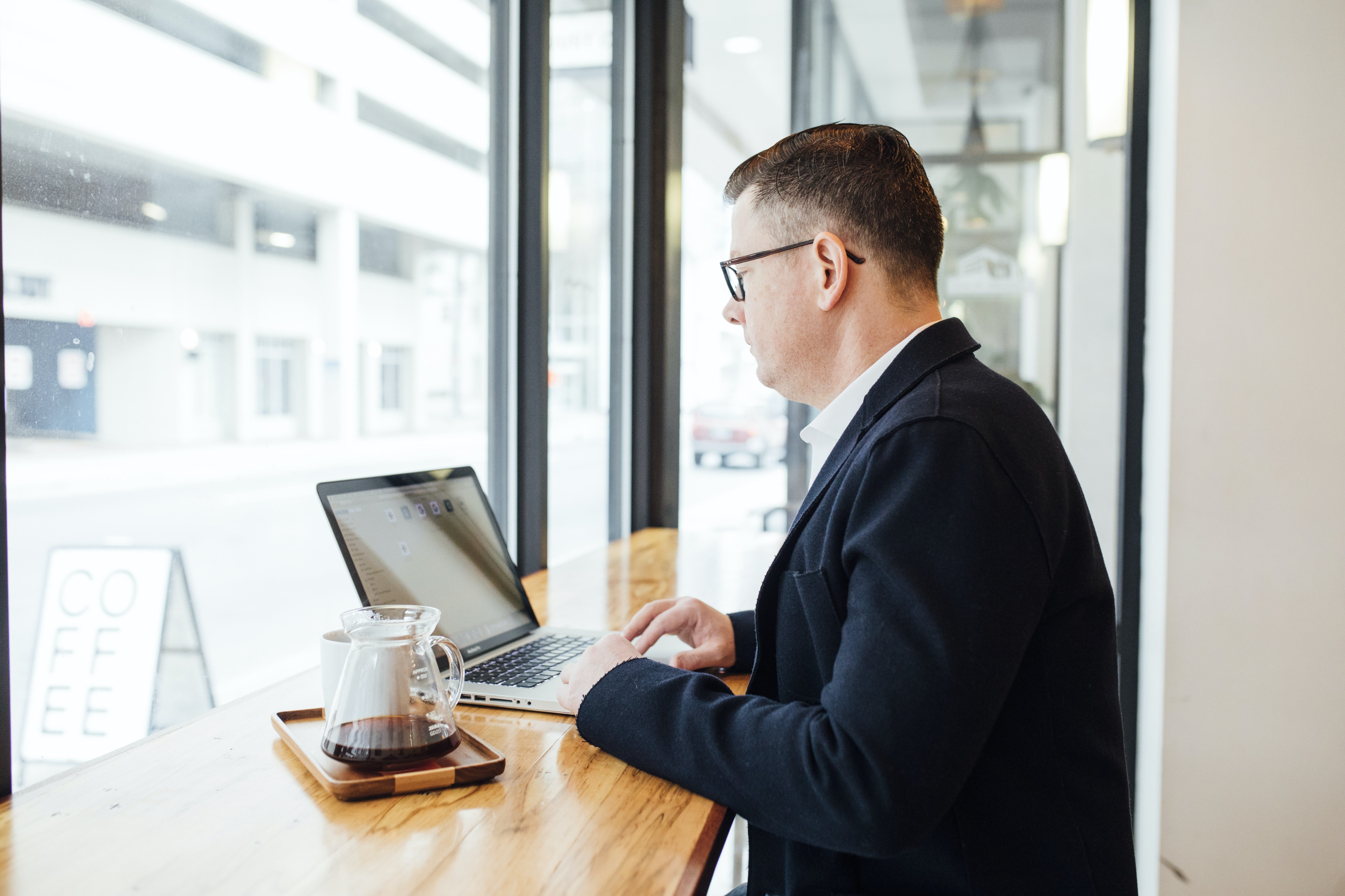 Austin summoned Nicole to his office. | Source: Pexels