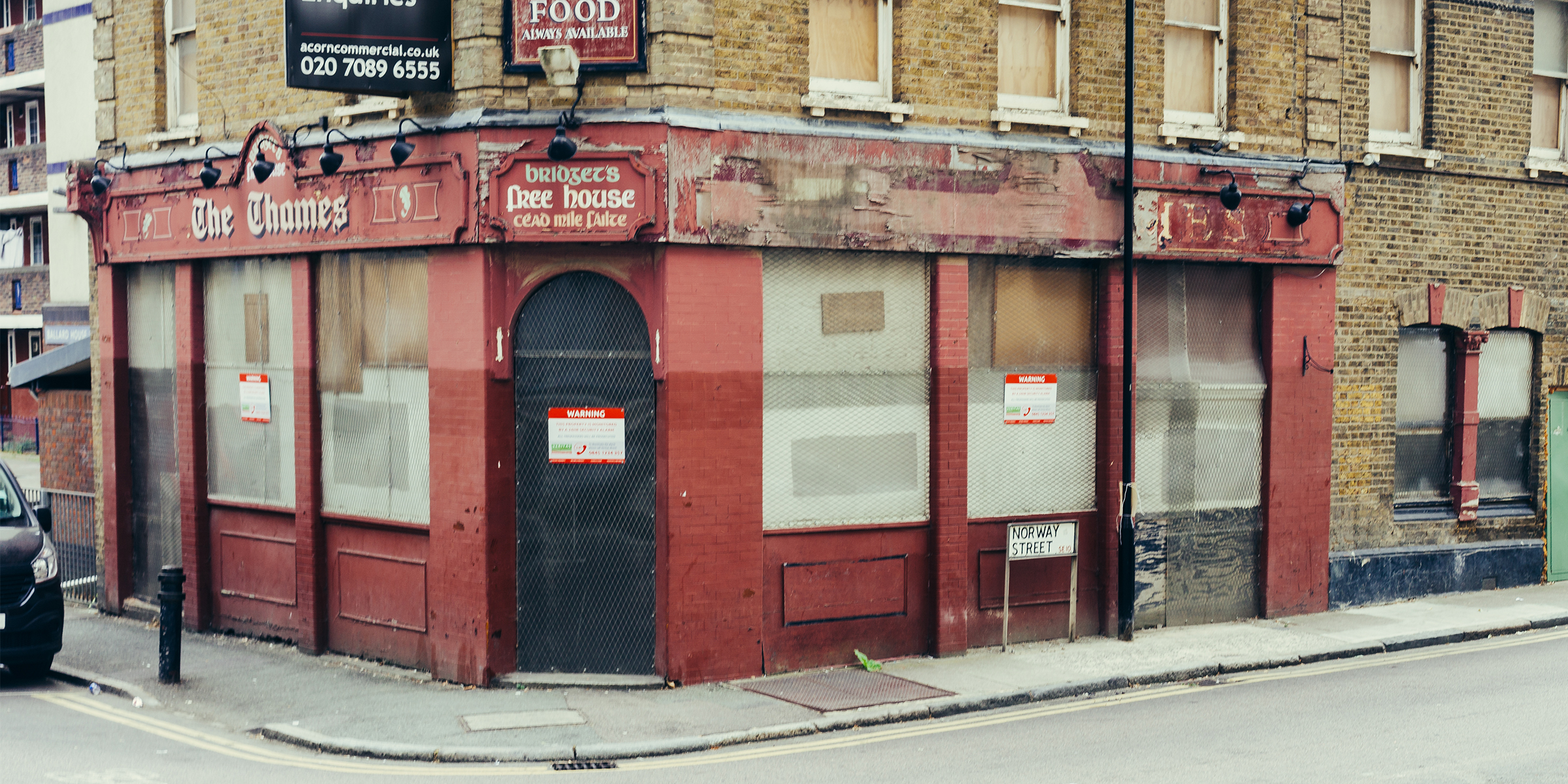 Old abandoned café | Source: Shutterstock