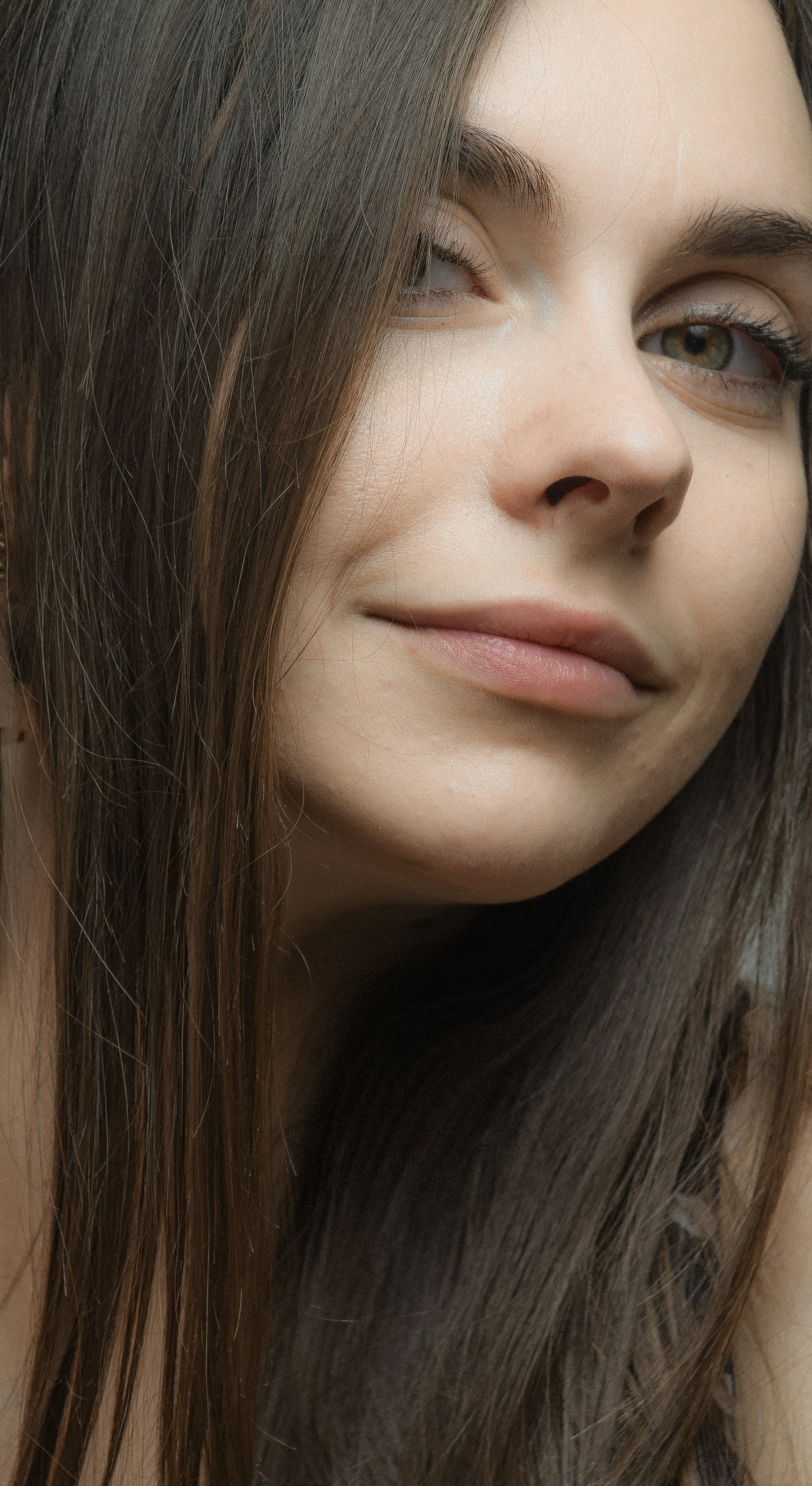 A smiling woman | Source: Unsplash