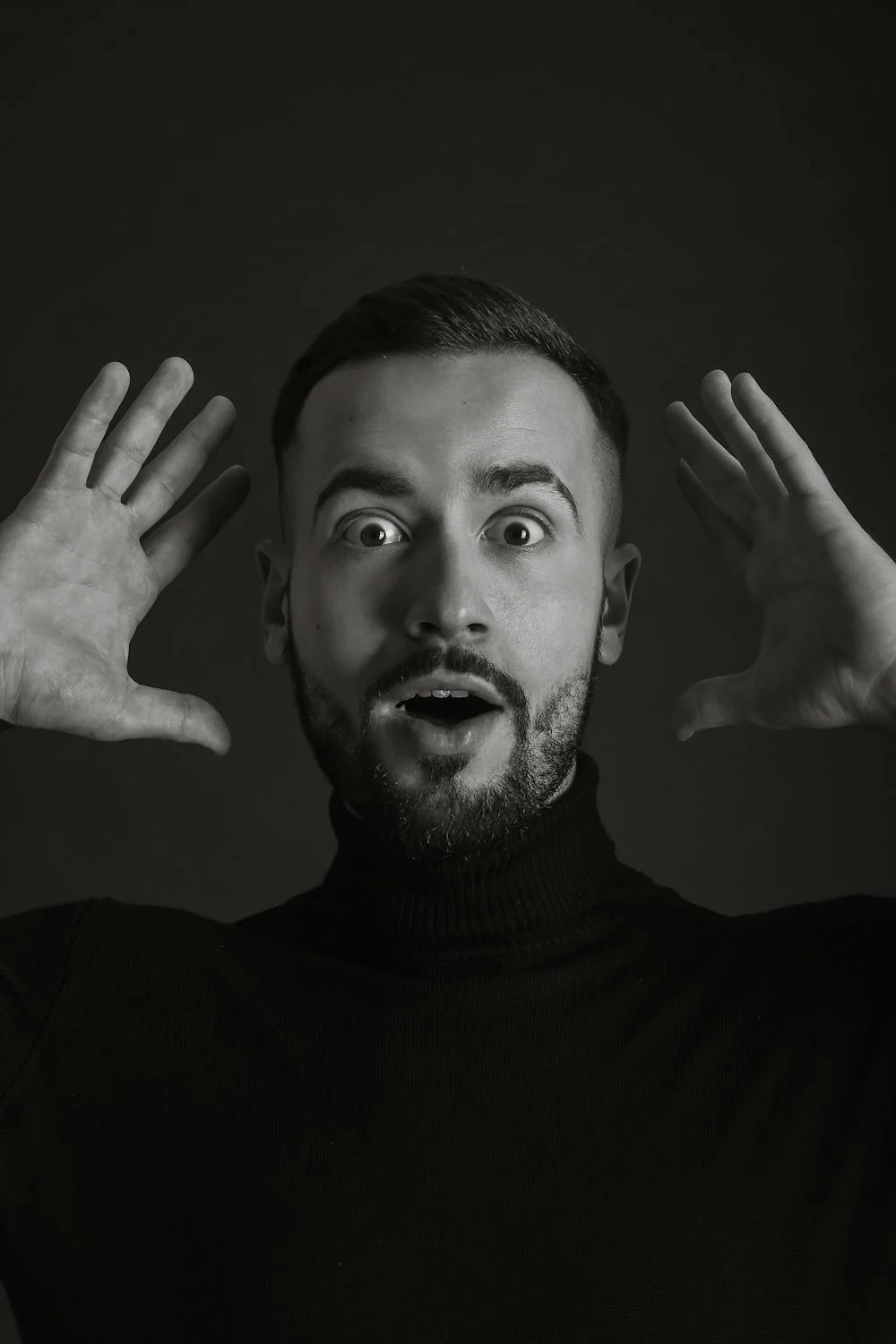 A shocked man | Source: Pexels