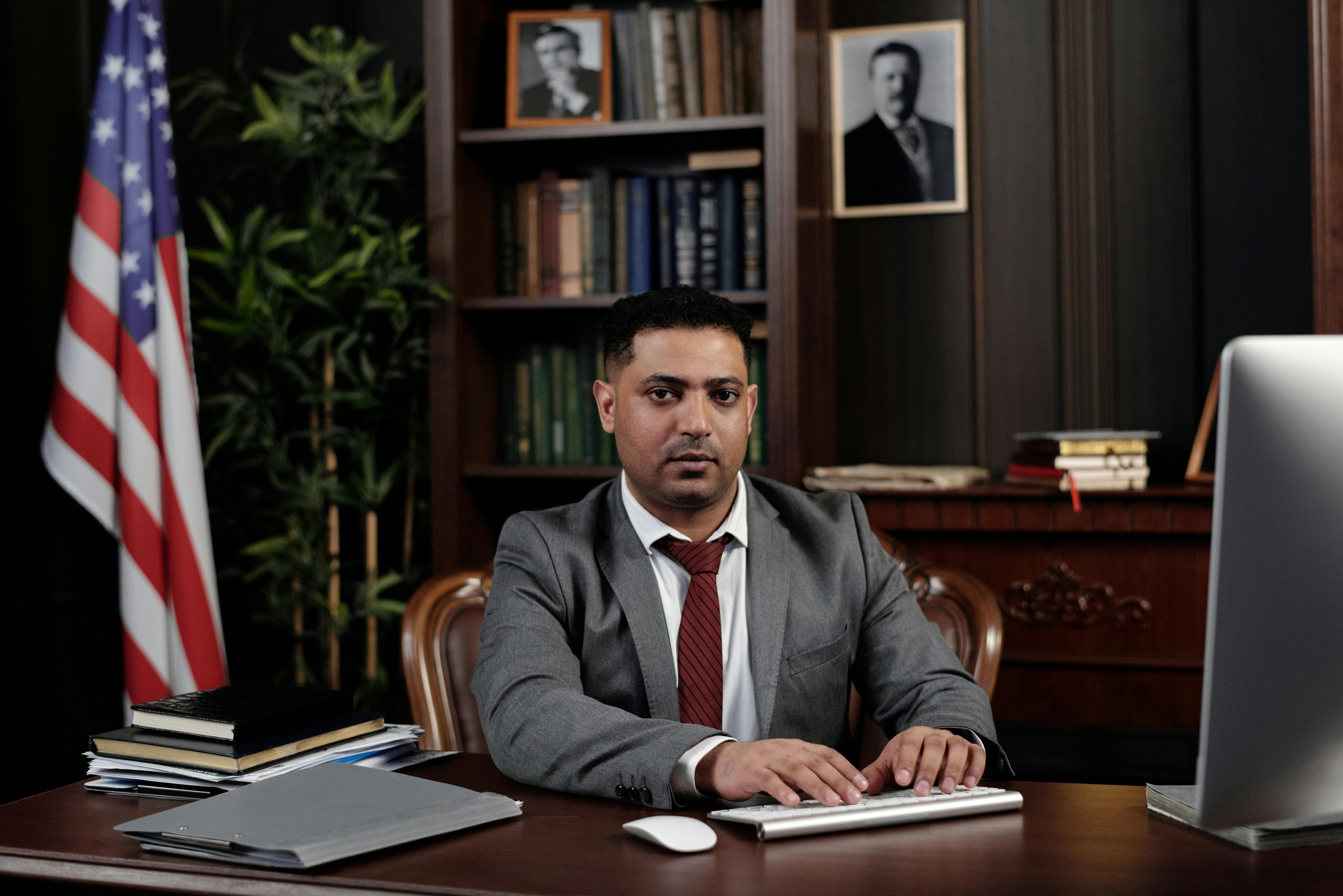 A lawyer typing | Source: Pexels