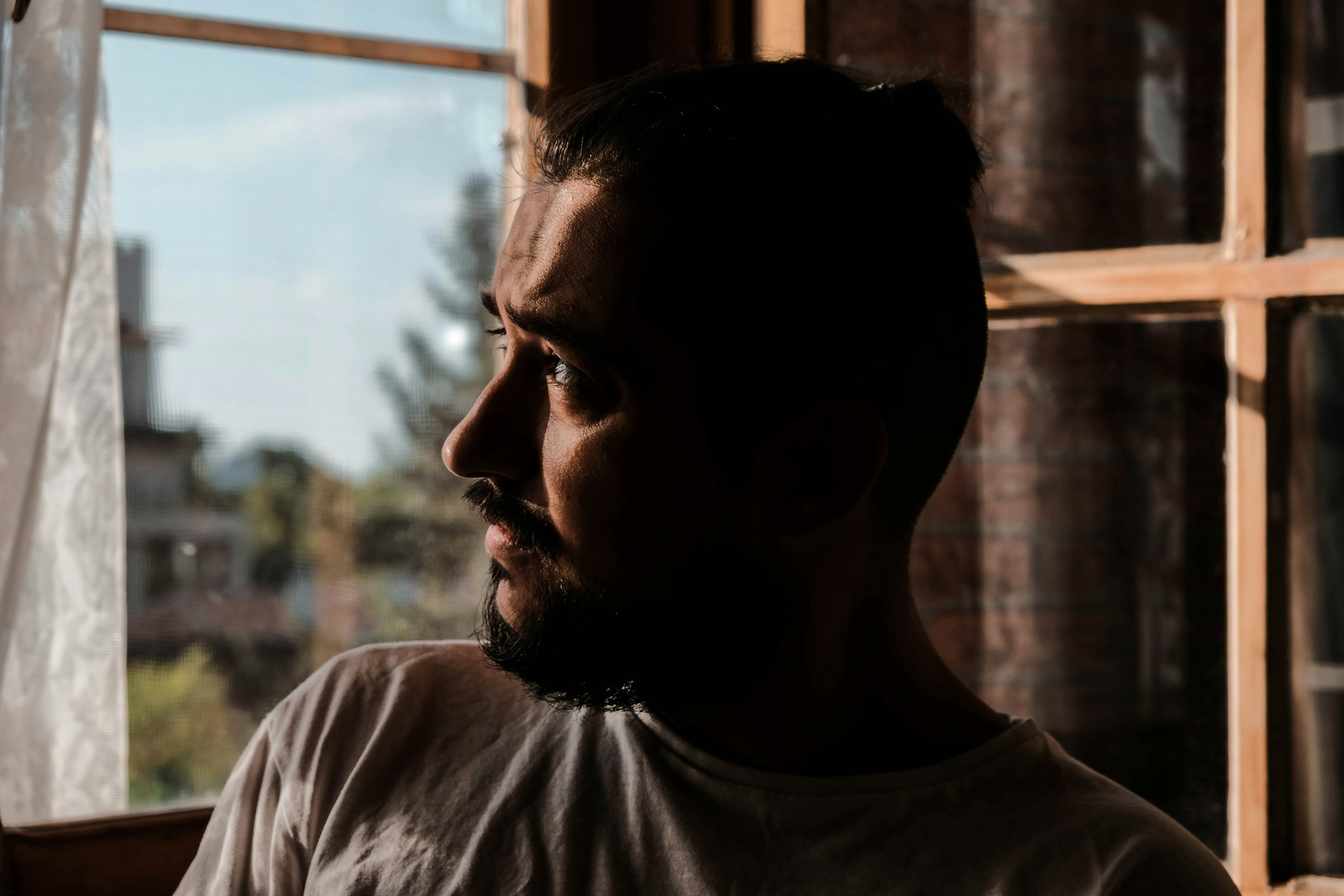A melancholy man | Source: Unsplash