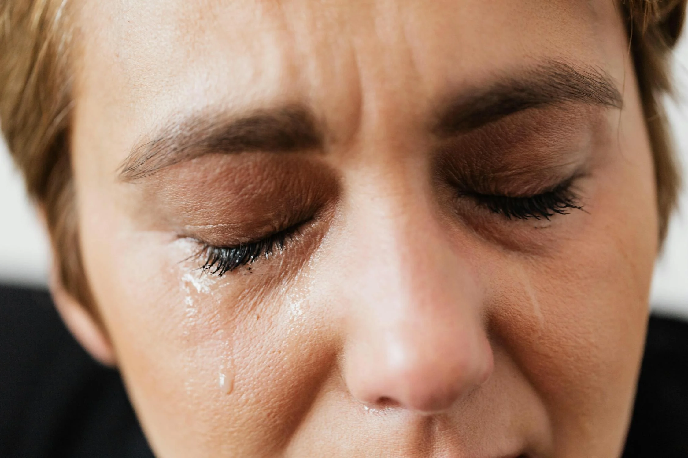 A close-up shot of a crying woman | Source: Pexels