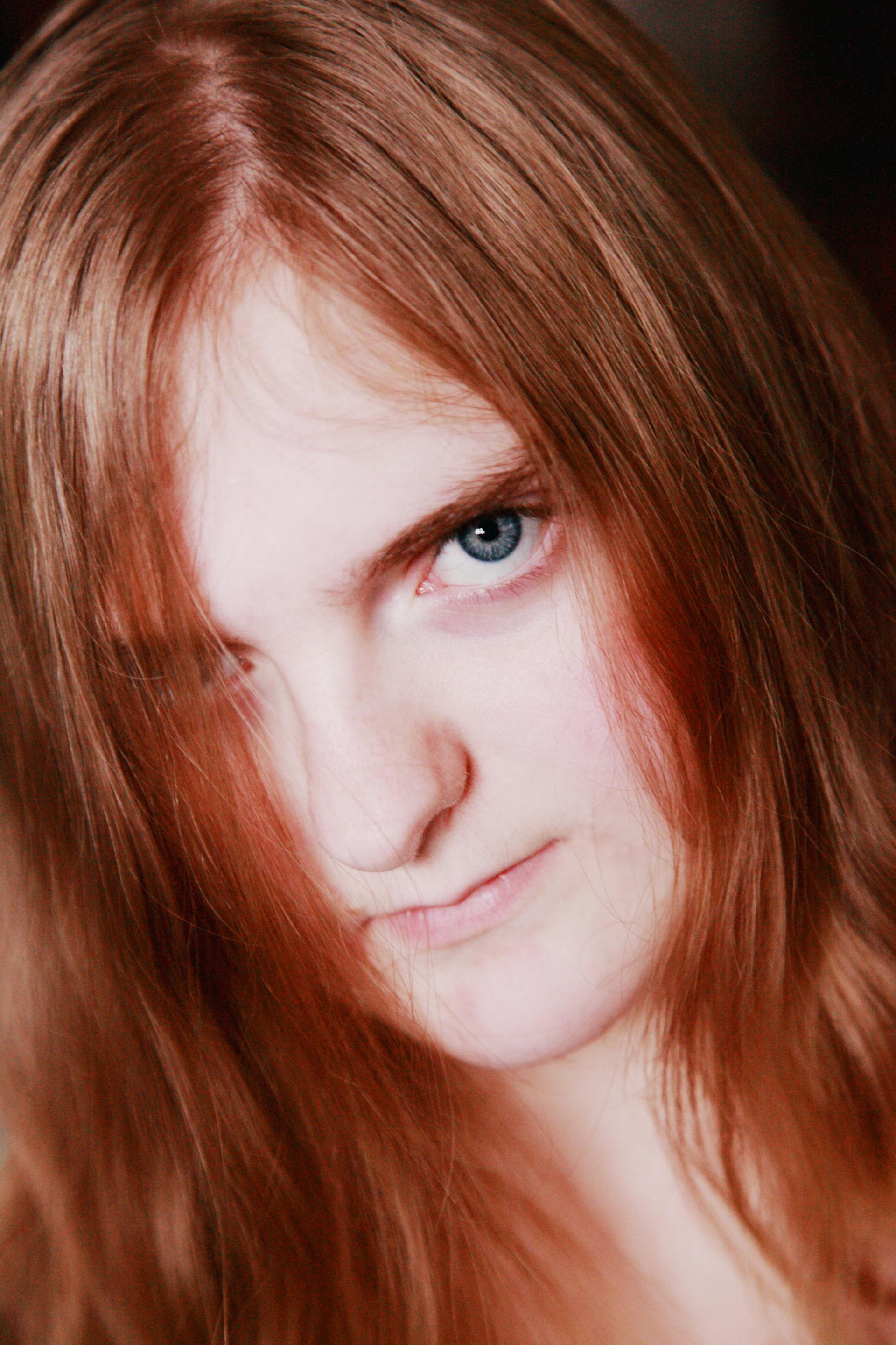 An angry young girl | Source: Pexels