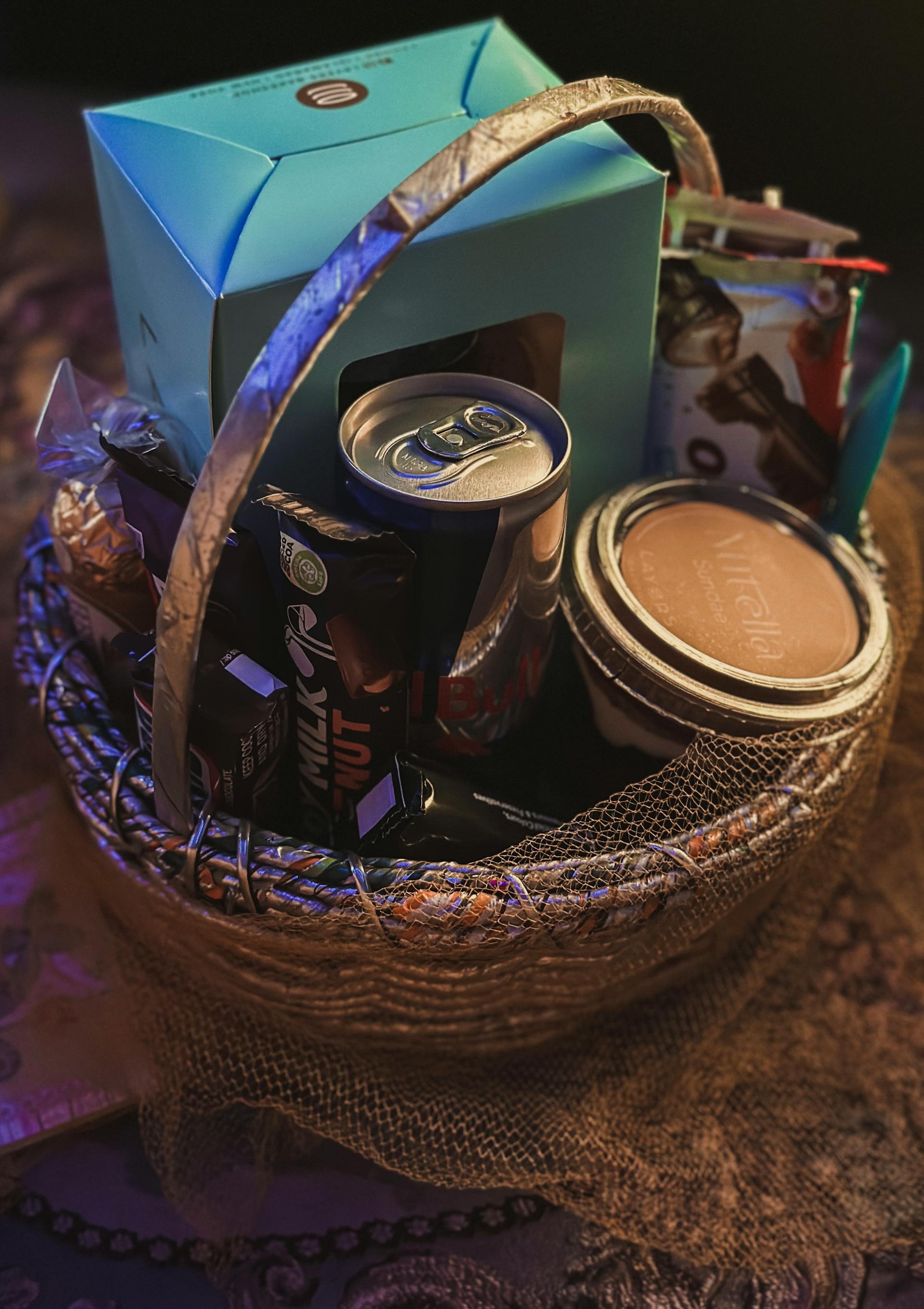 A Mom of 7 Demanded My Deaf Grandpa Get Out of the Elevator—So I Brought Her Back to Reality 28 A gift basket | Source: Pexels