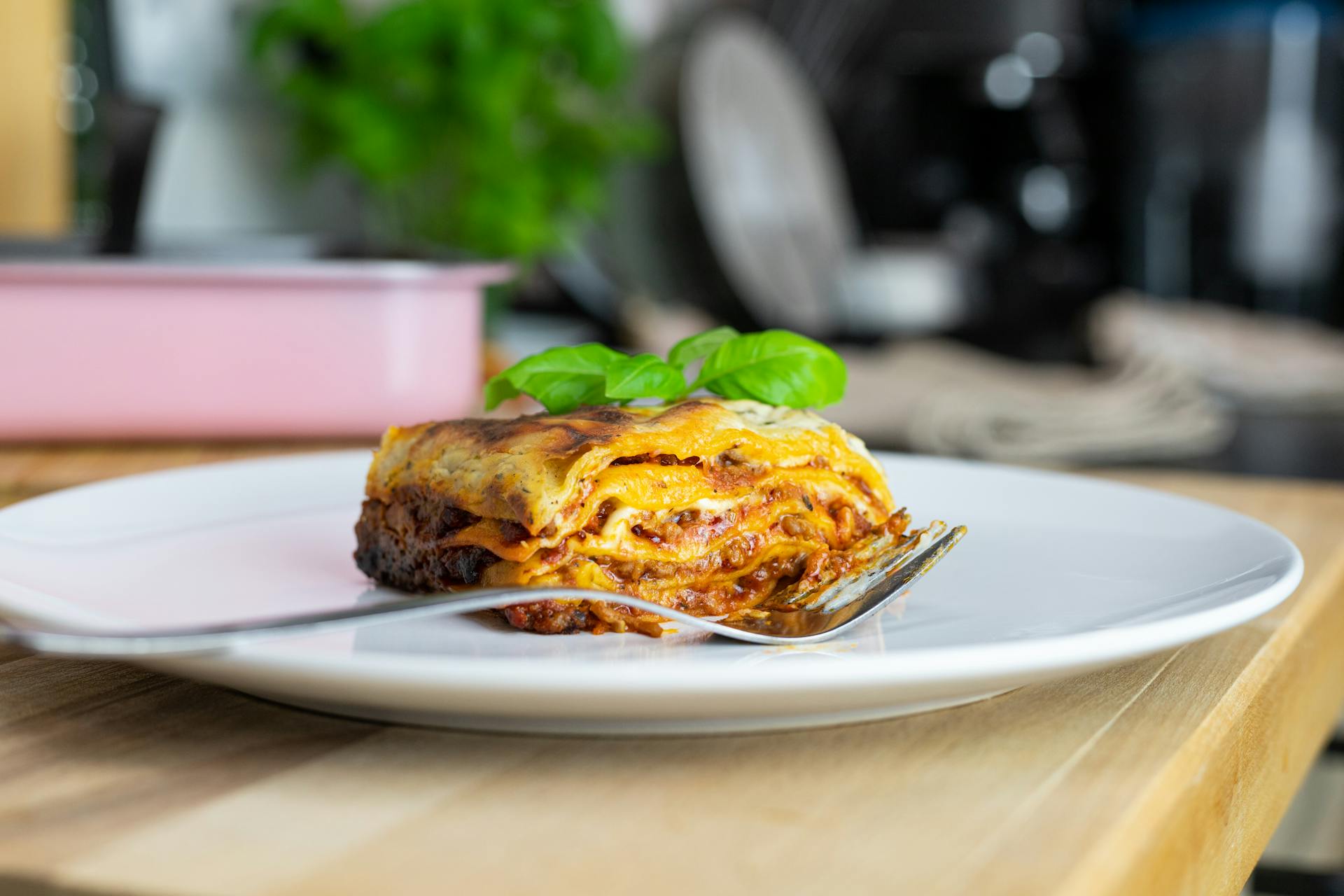 A serving of lasagna | Source: Pexels