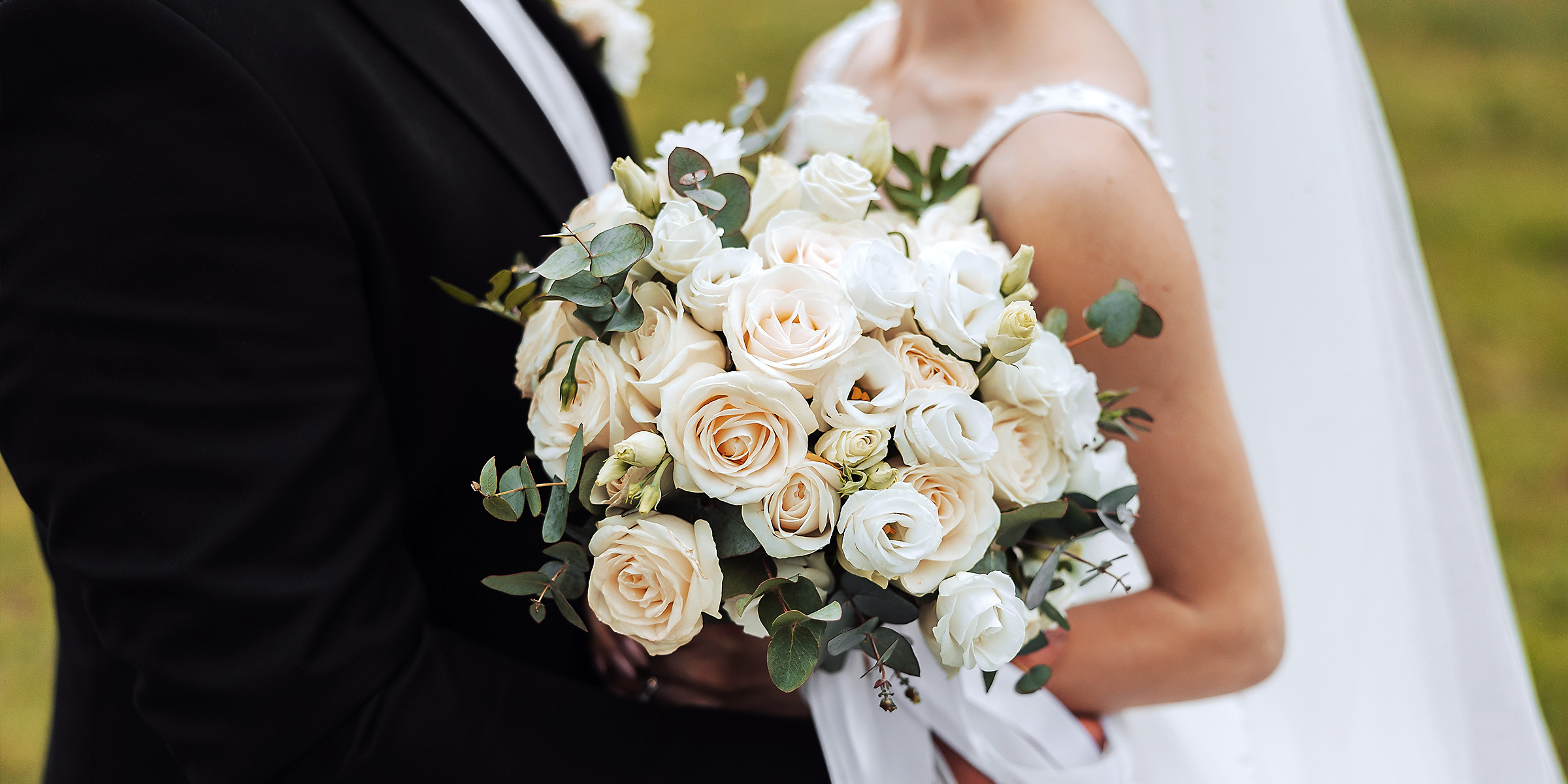 A couple getting married | Source: Shutterstock