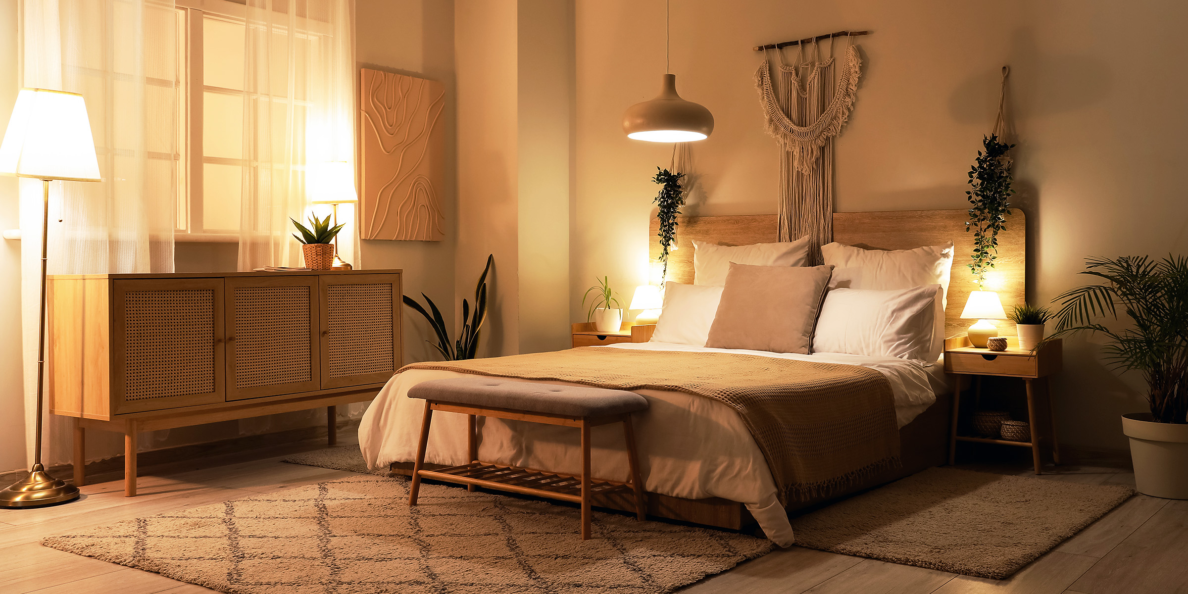 An elegantly furnished bedroom | Source: Shutterstock