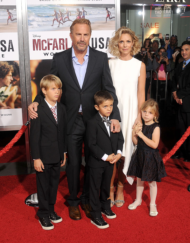 Kevin Costner, Christine Baumgartner and their children at the World Premiere of Disney's "McFarland, USA" on February 9, 2015 in Hollywood, California. | Source: Getty Images