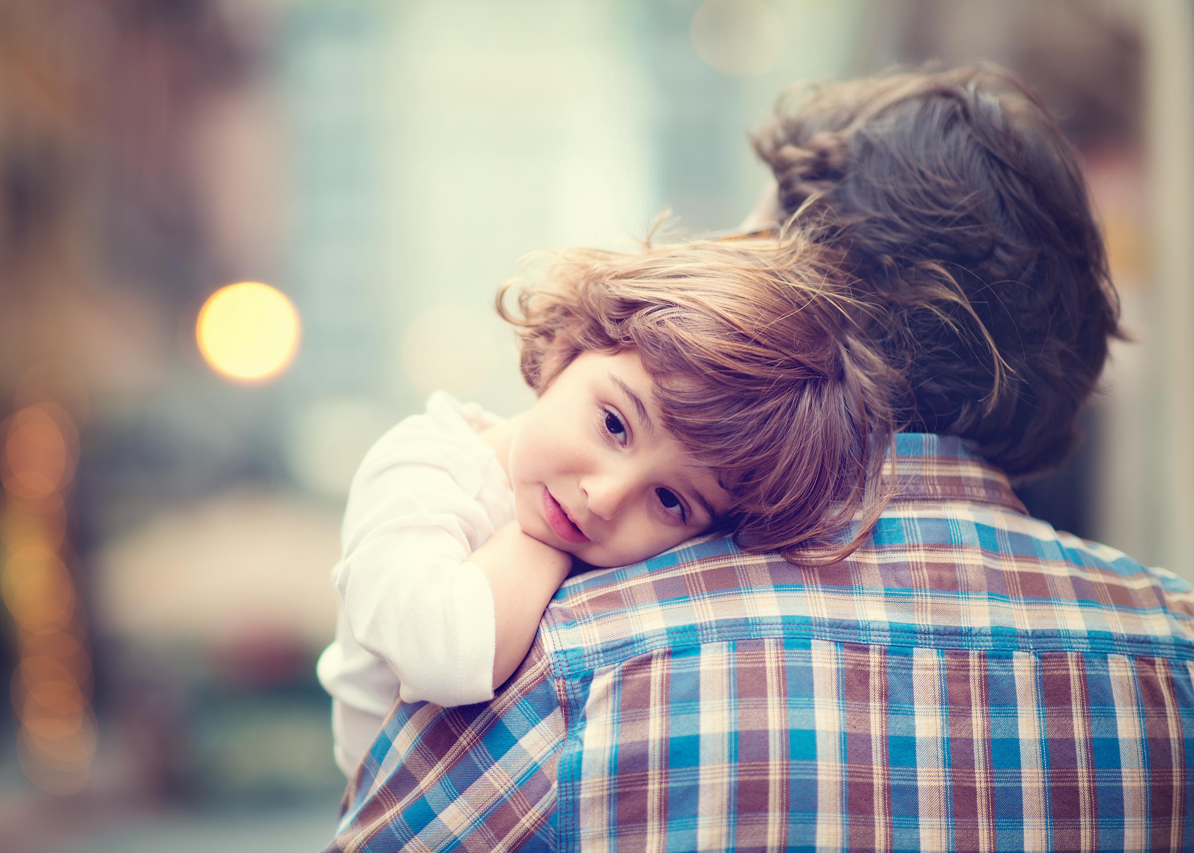 Father and daughter. | Source: Shutterstock