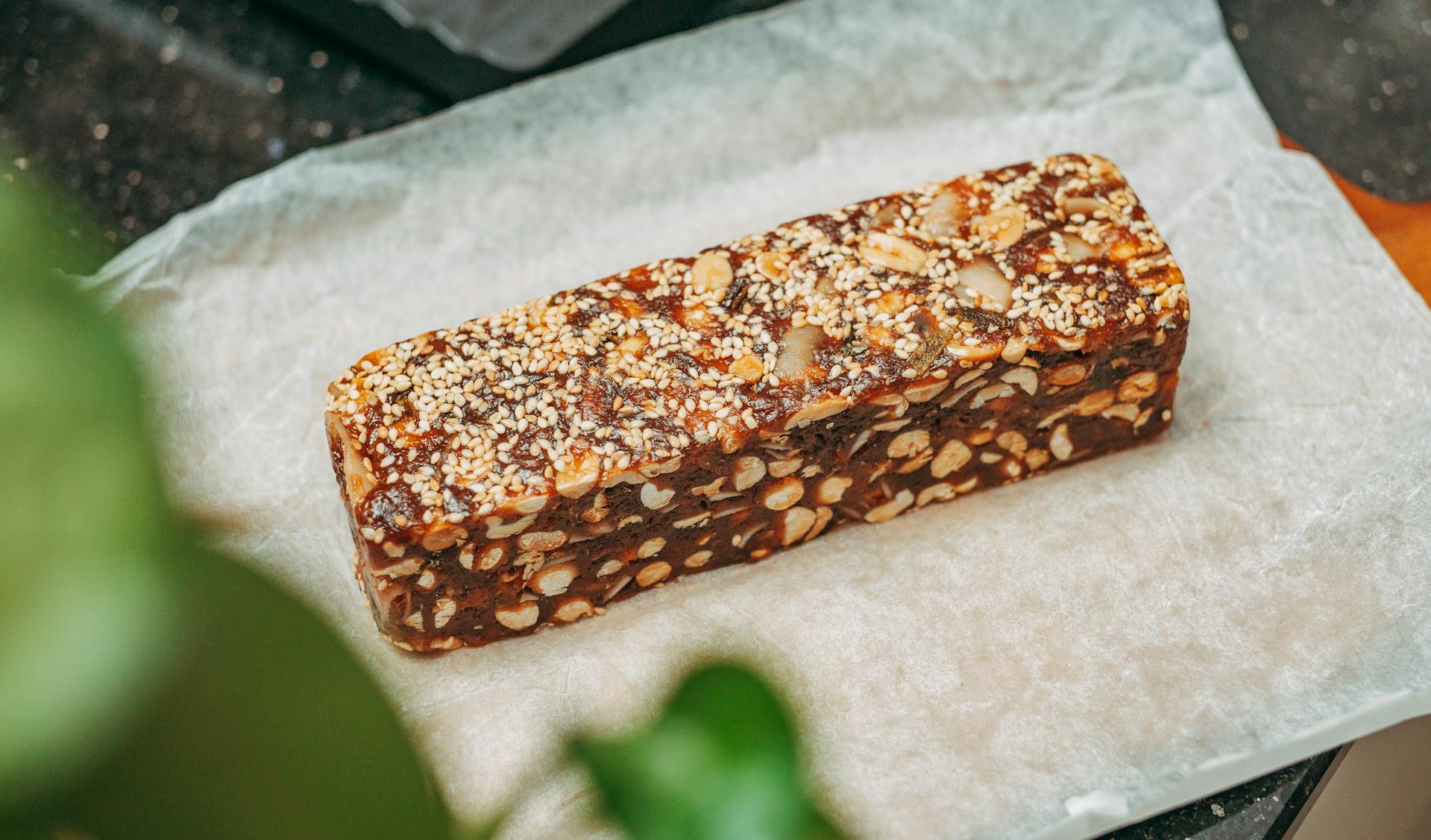 A protein bar | Source: Pexels