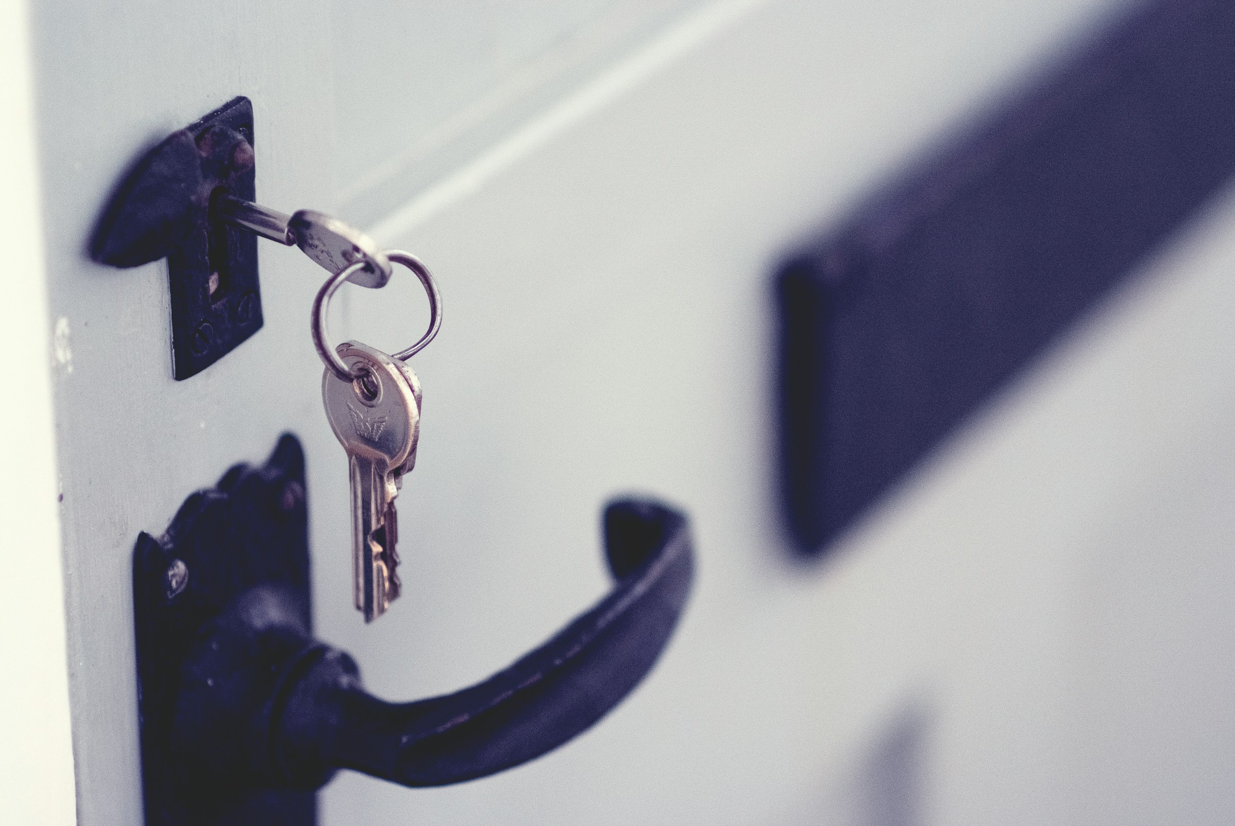 A close-up shot of a door | Source: Unsplash