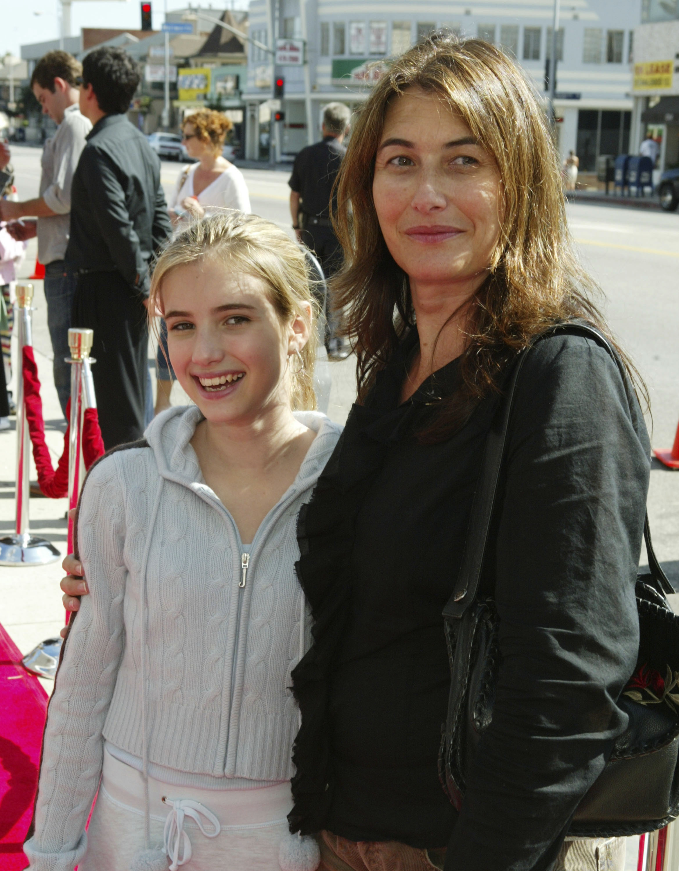 The actor's daughter and her mother Kelly Cunningham at the world premiere of "Grand Champion" in Los Angeles, California on August 22, 2004. | Source: Getty Images