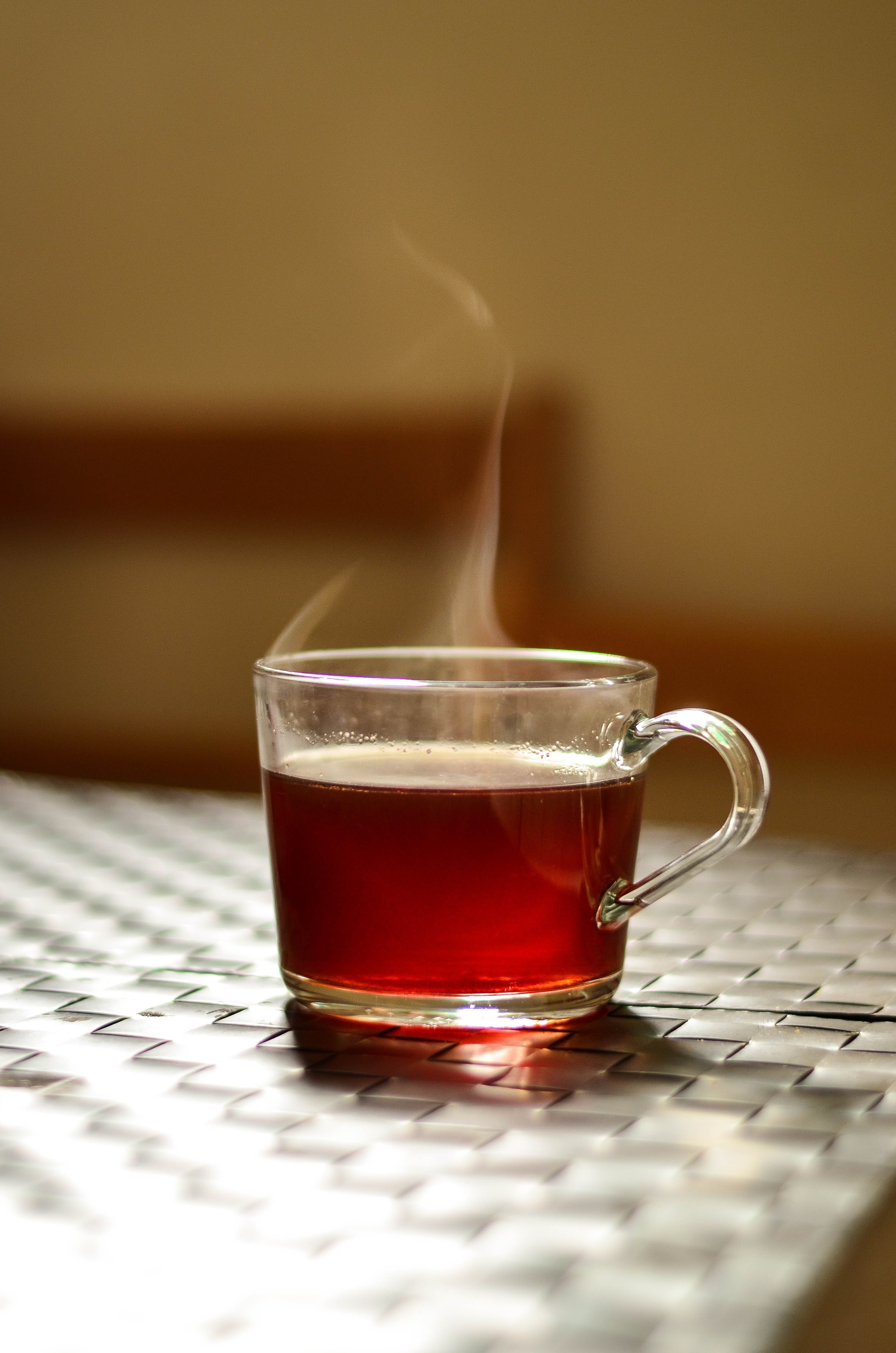 They were shocked when Sarah invited them inside and offered them tea. | Source: Pexels