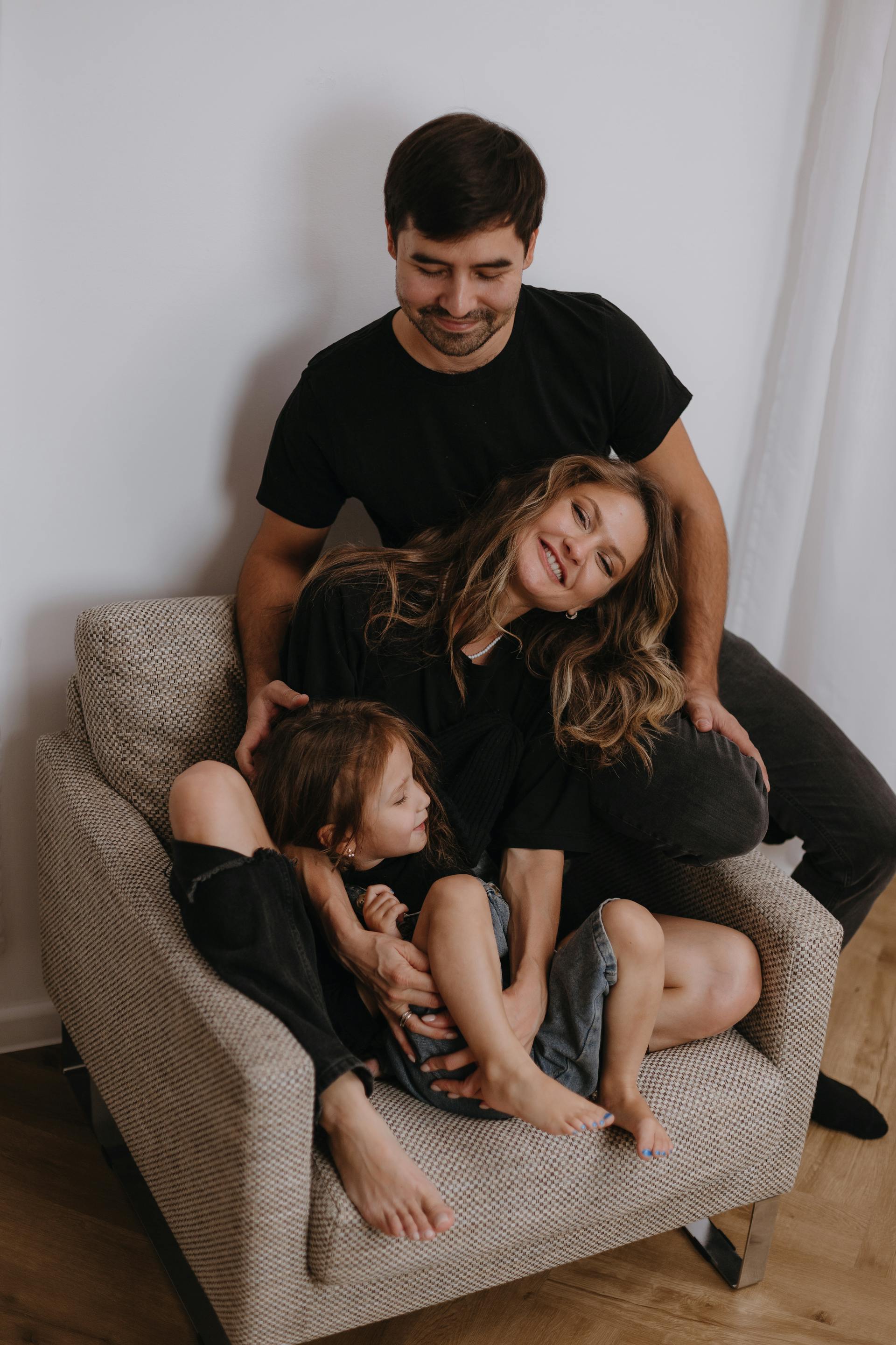 A happy little family | Source: Pexels