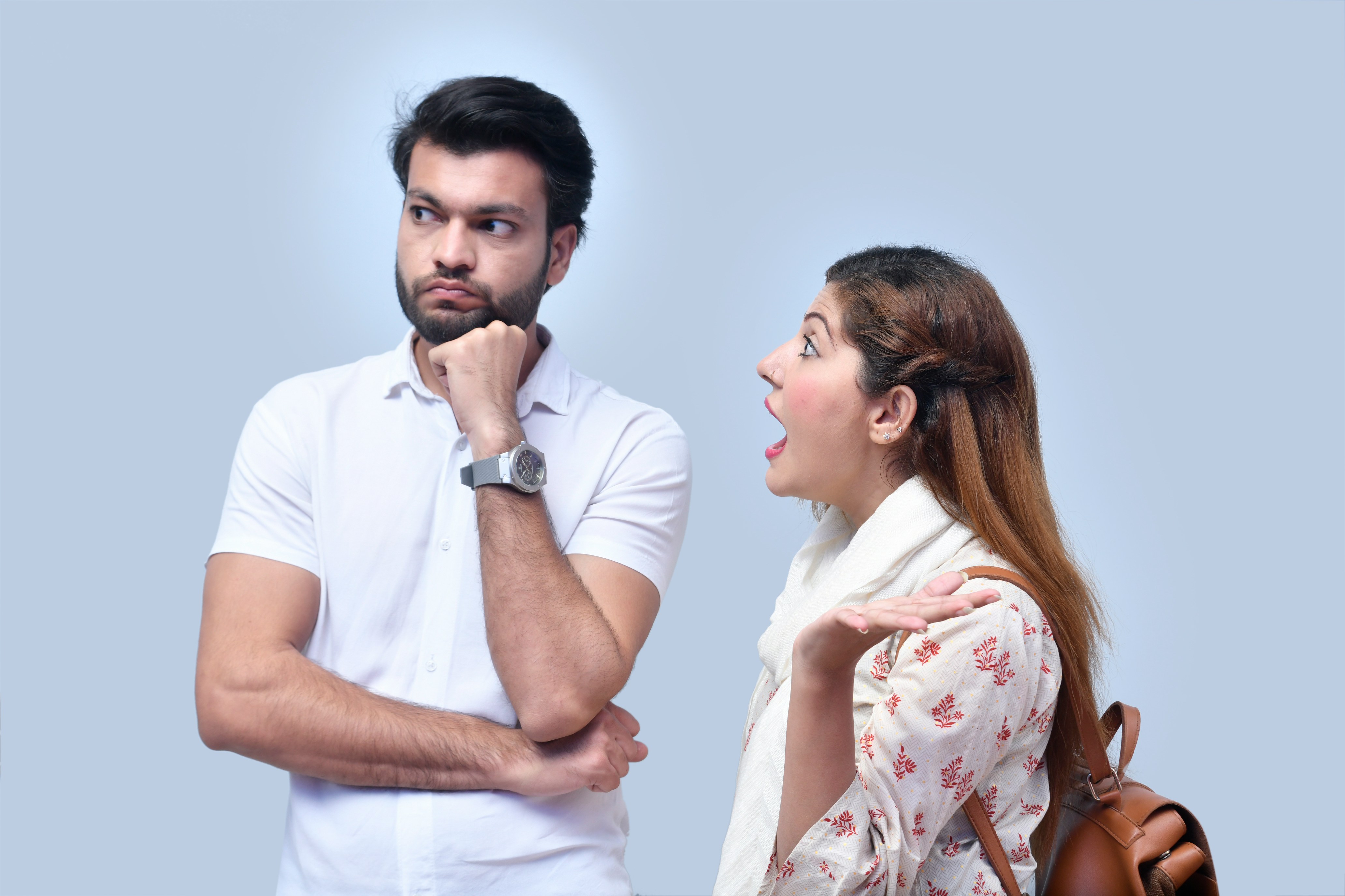A woman arguing with a man | Source: Unsplash