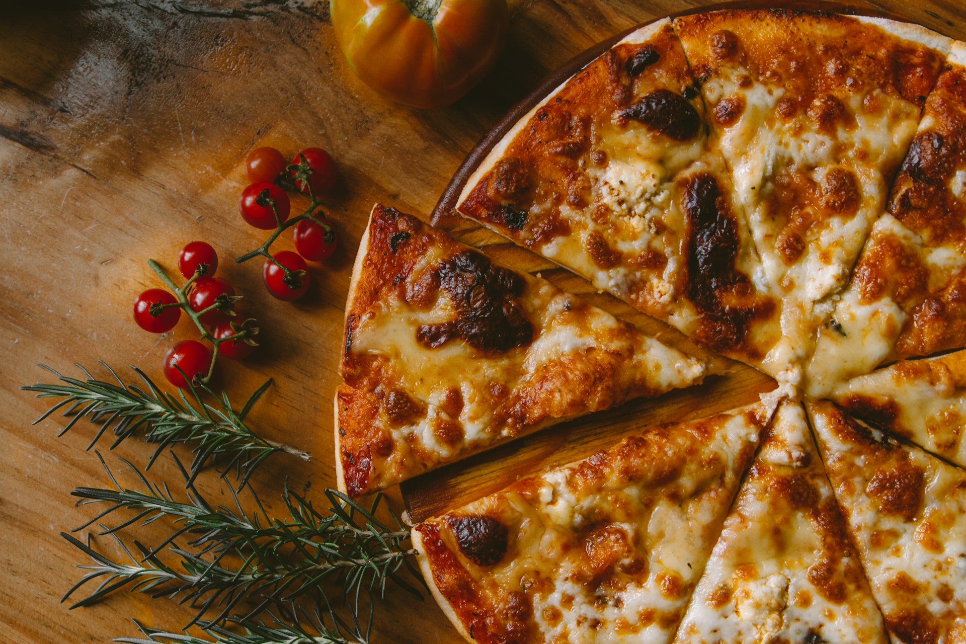 A pizza | Source: Unsplash
