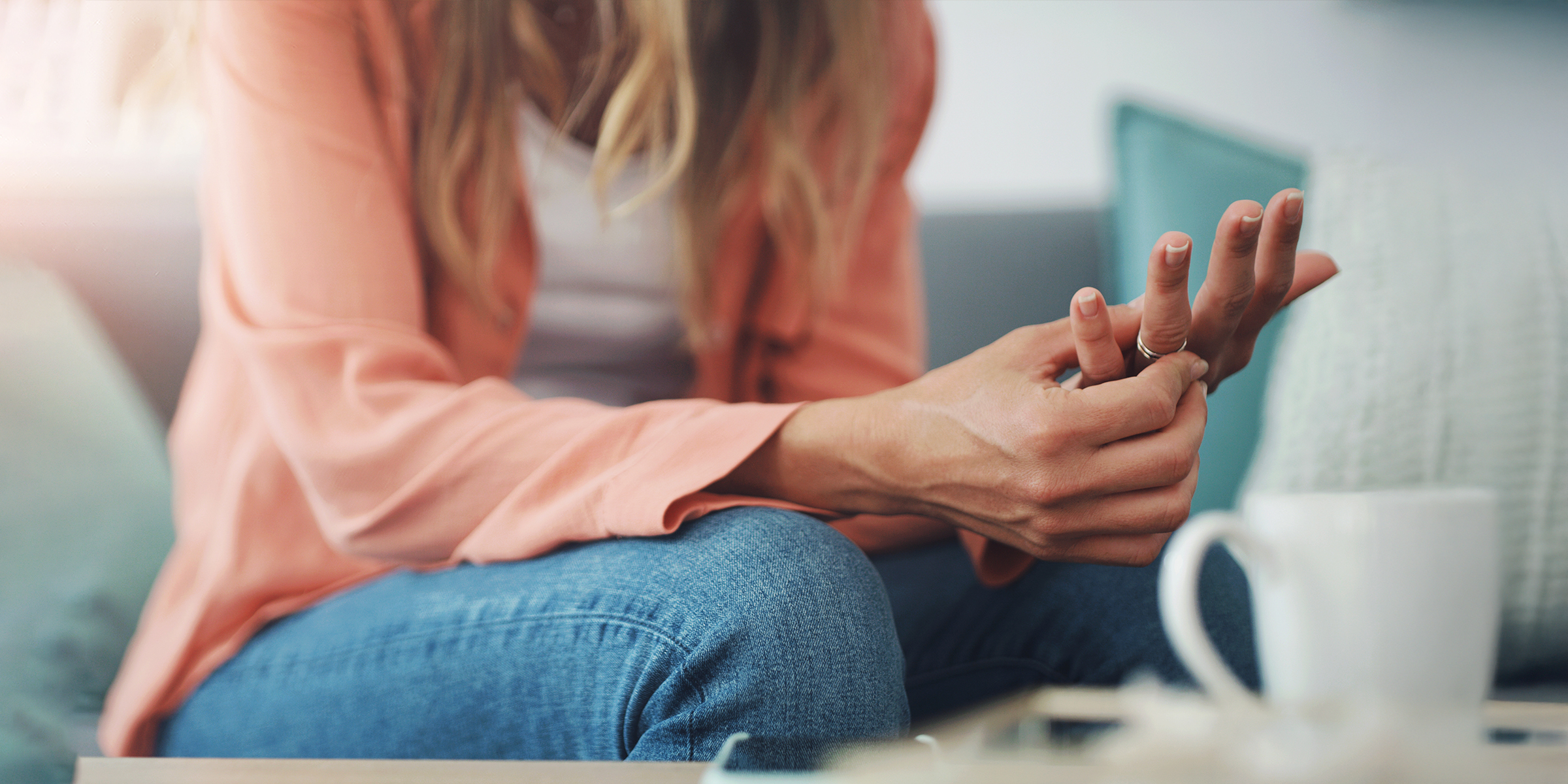 Tense woman touching her engagement ring | Source: Shutterstock