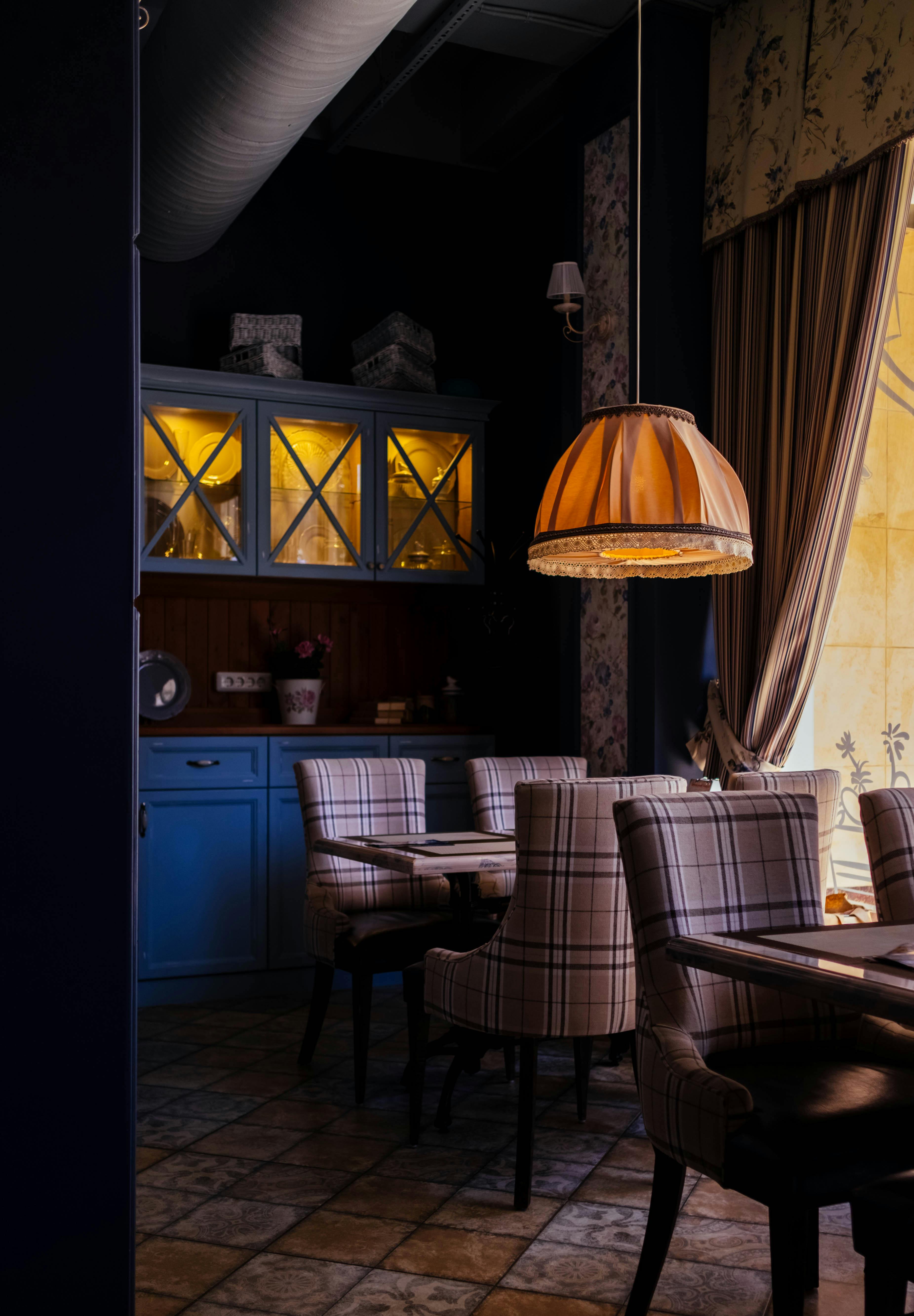 Vintage chairs in a house | Source: Pexels