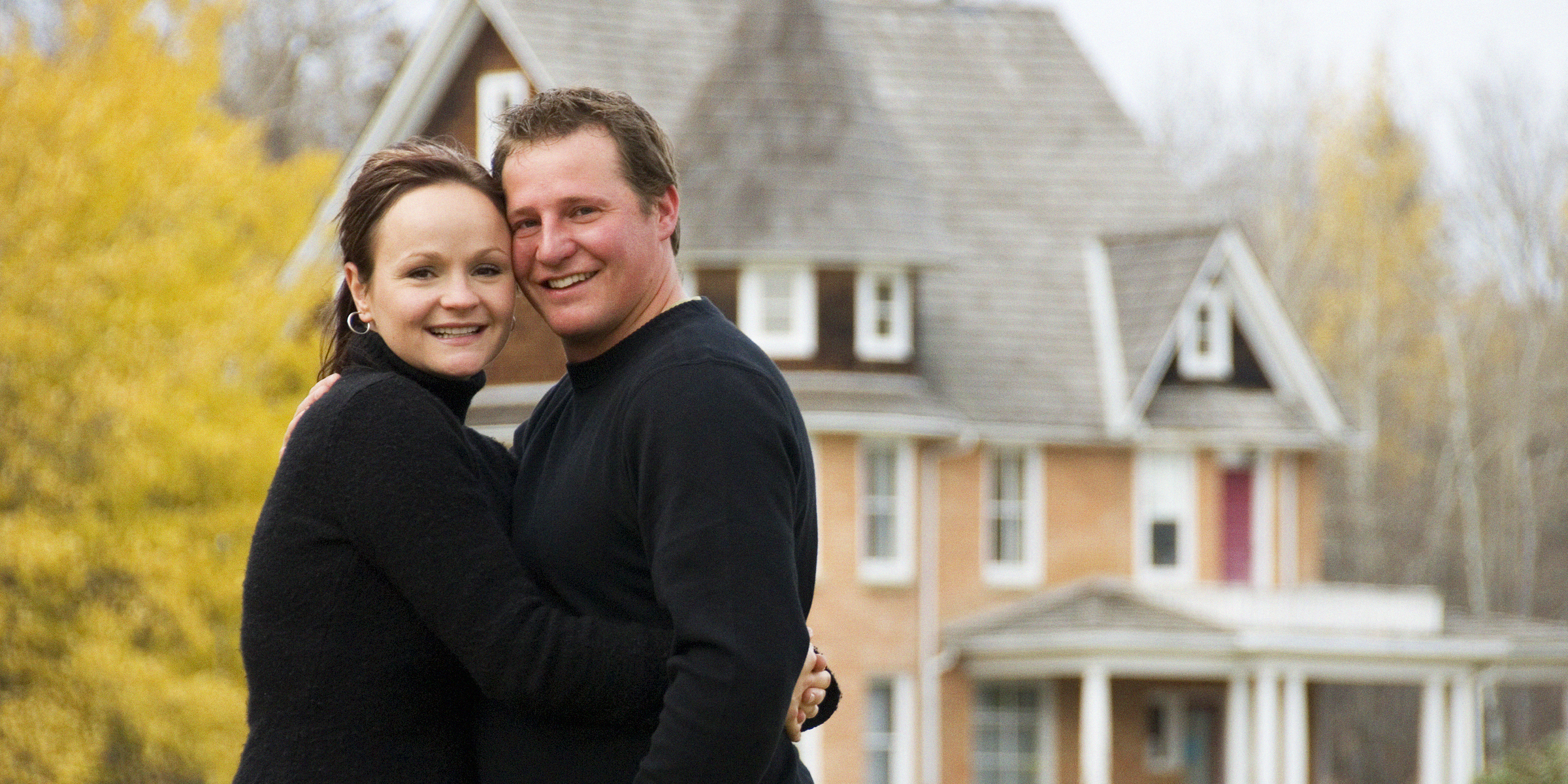 A couple holding each other | Source: Getty Images