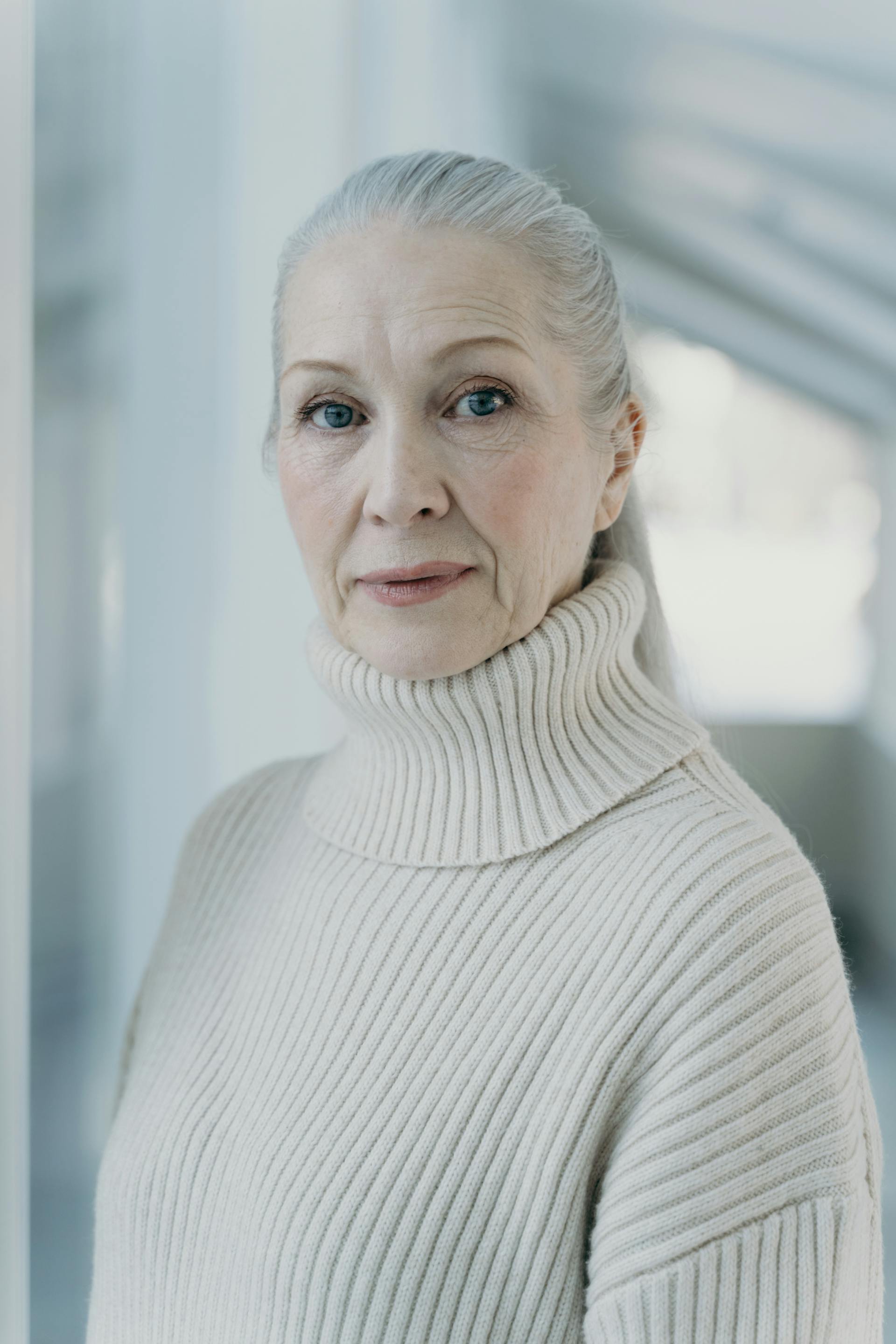 A senior woman looking serious | Source: Pexels