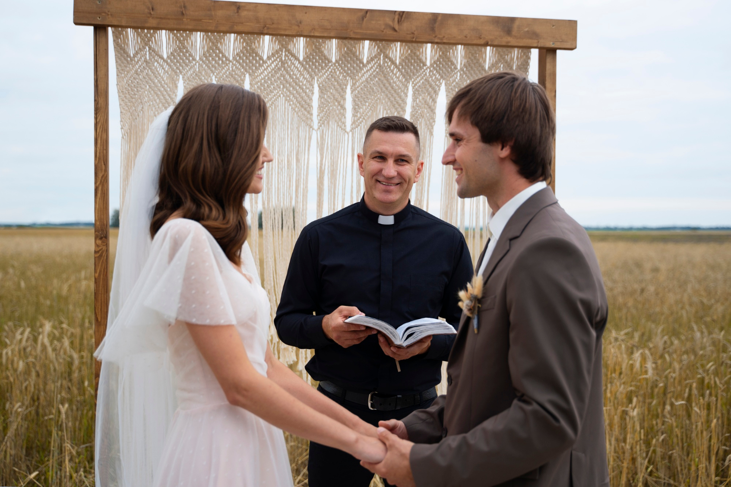 A wedding ceremony | Source: Freepik