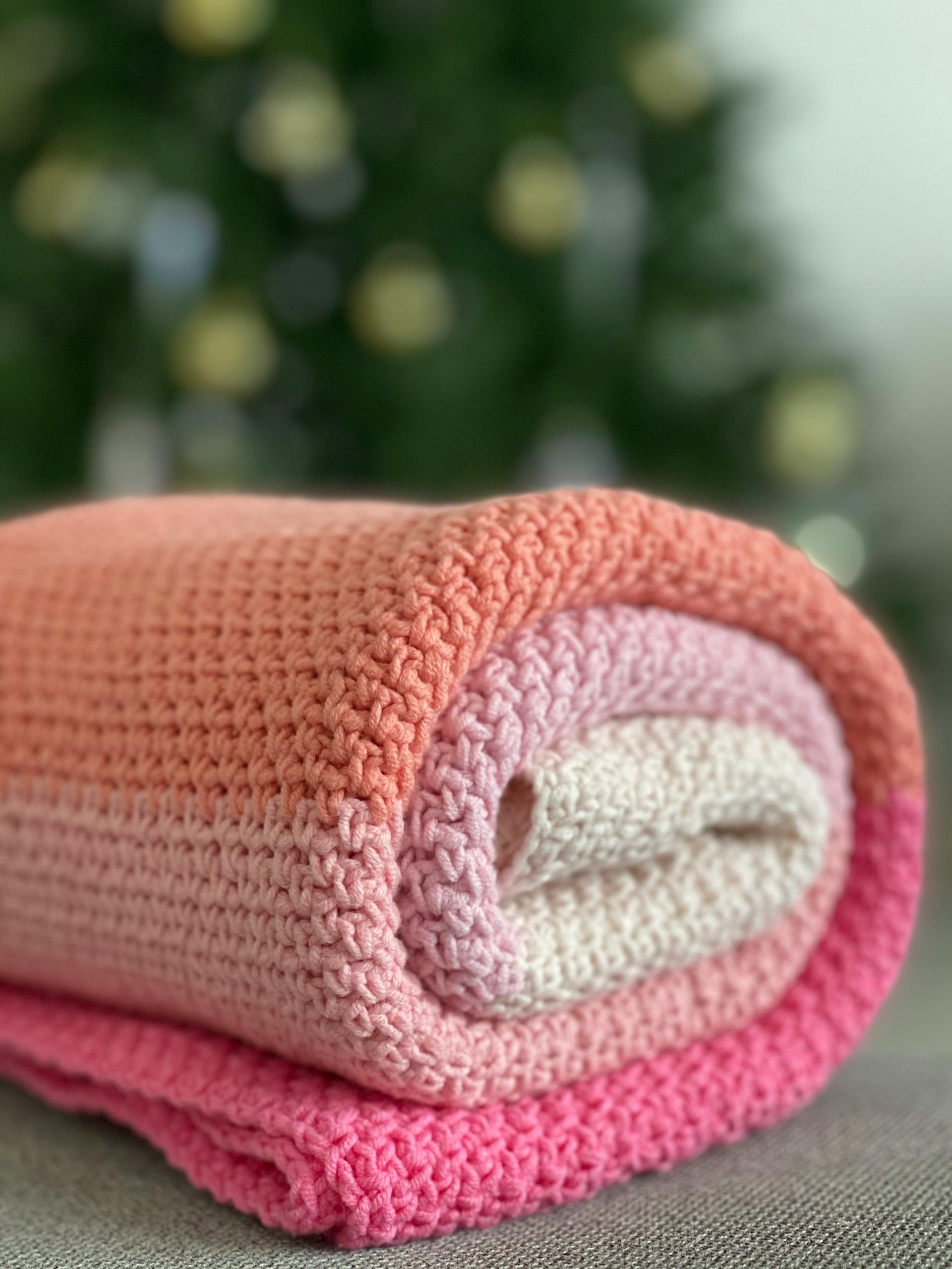 A crocheted blanket | Source: Pexels