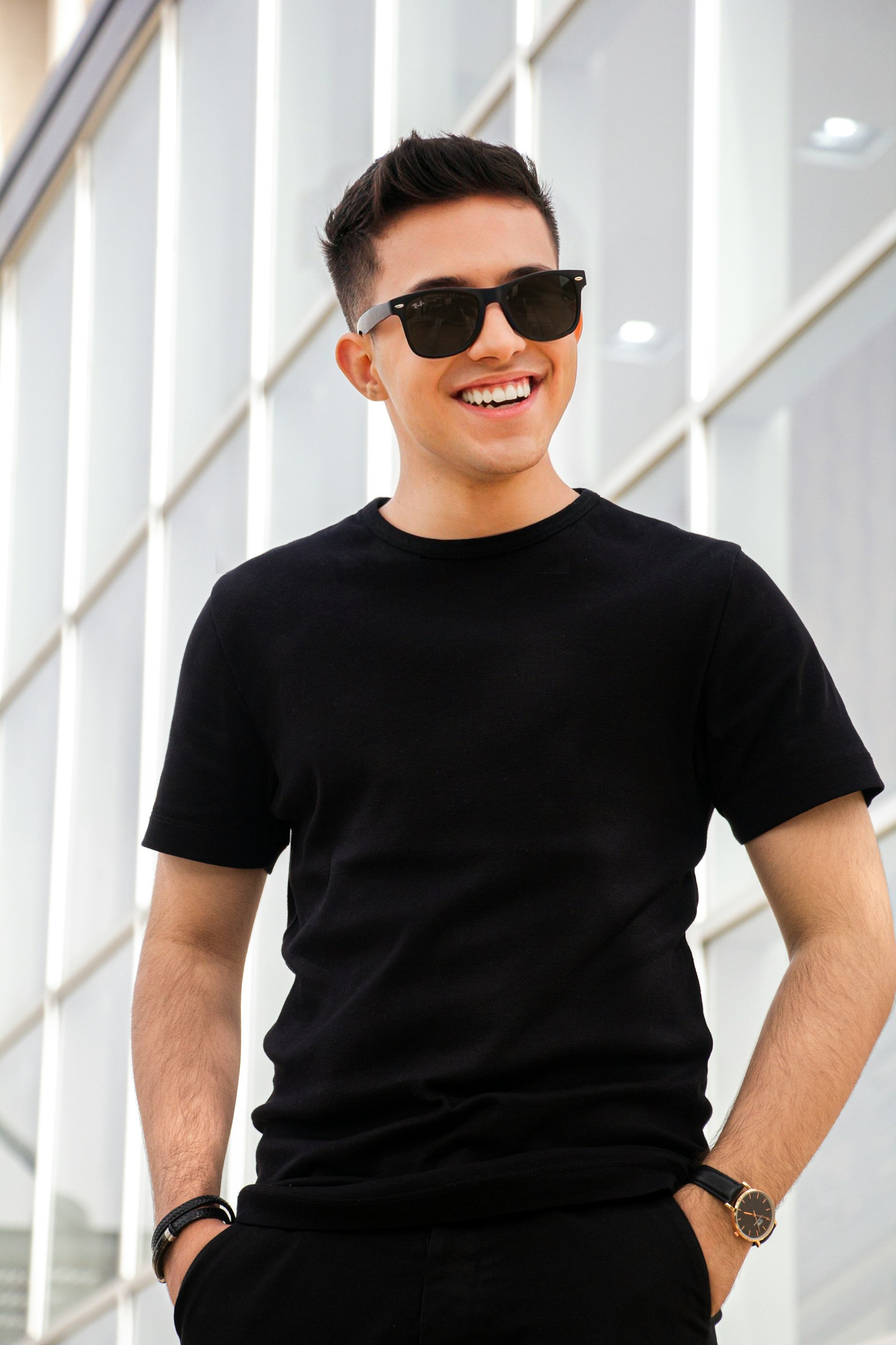 A young man smiling | Source: Unsplash
