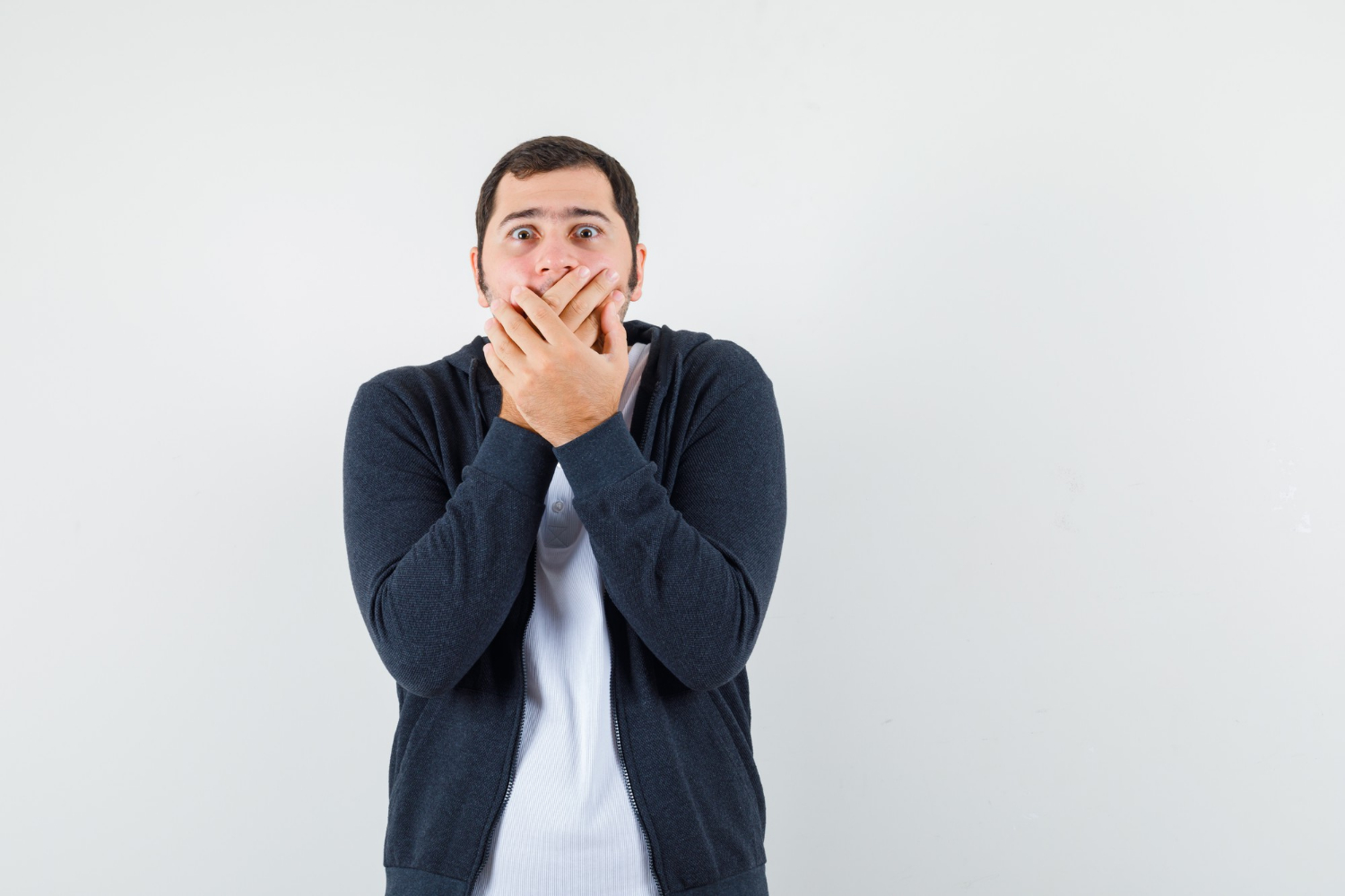 A startled man | Source: Freepik