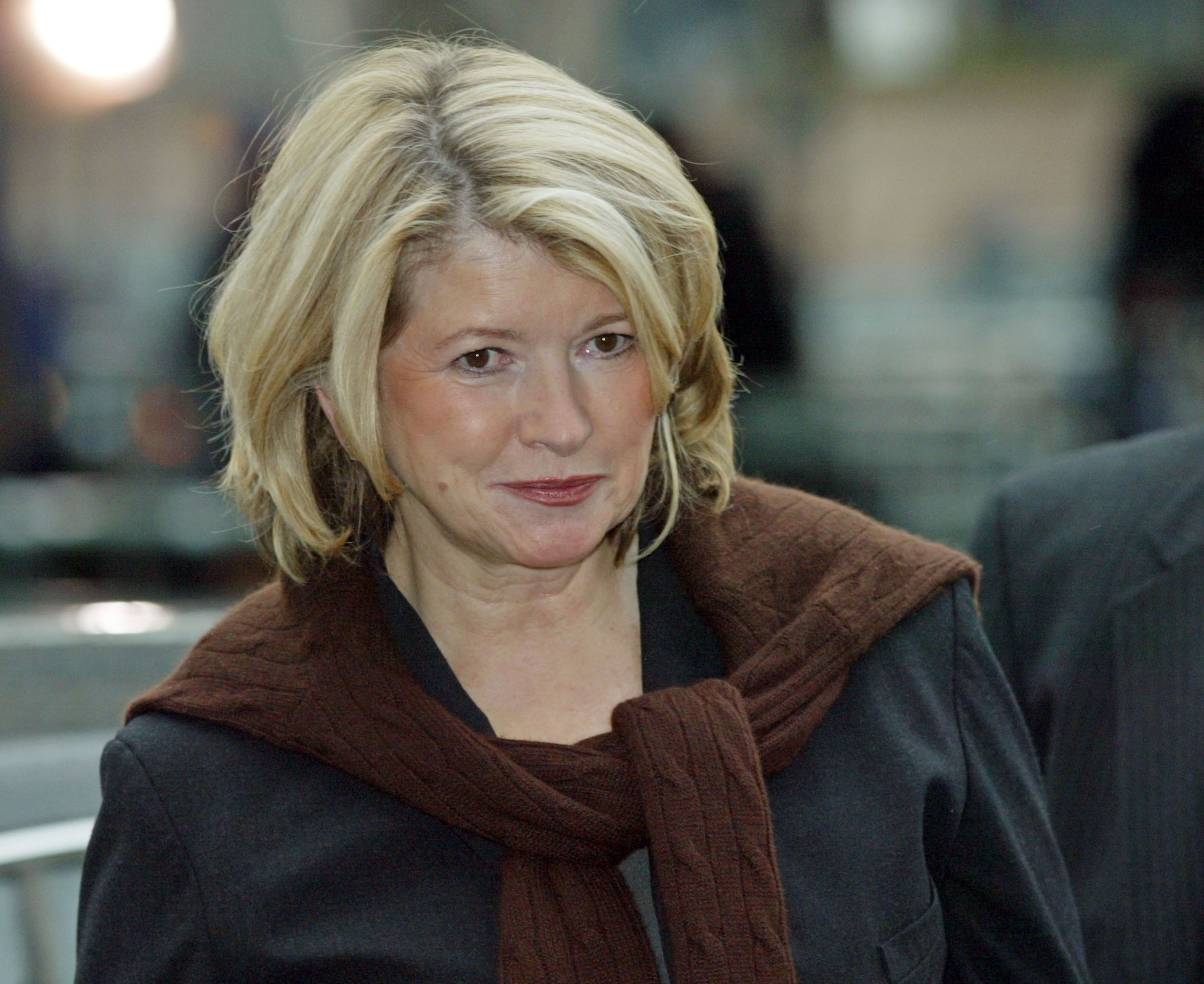 Martha Stewart arrives at Manhattan federal court March 4, 2004 in New York City. The jury continues deliberations in the insider trader trial. | Source: Getty Images