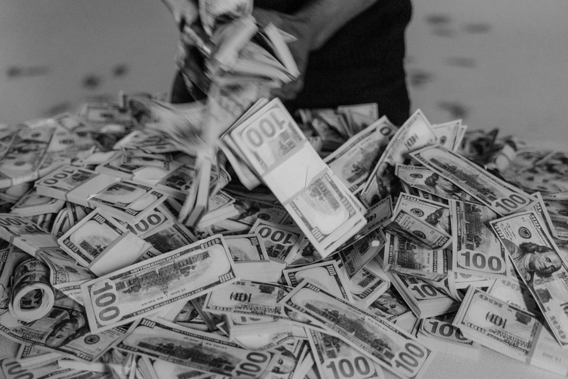 A pile of hundred dollar bills | Source: Pexels