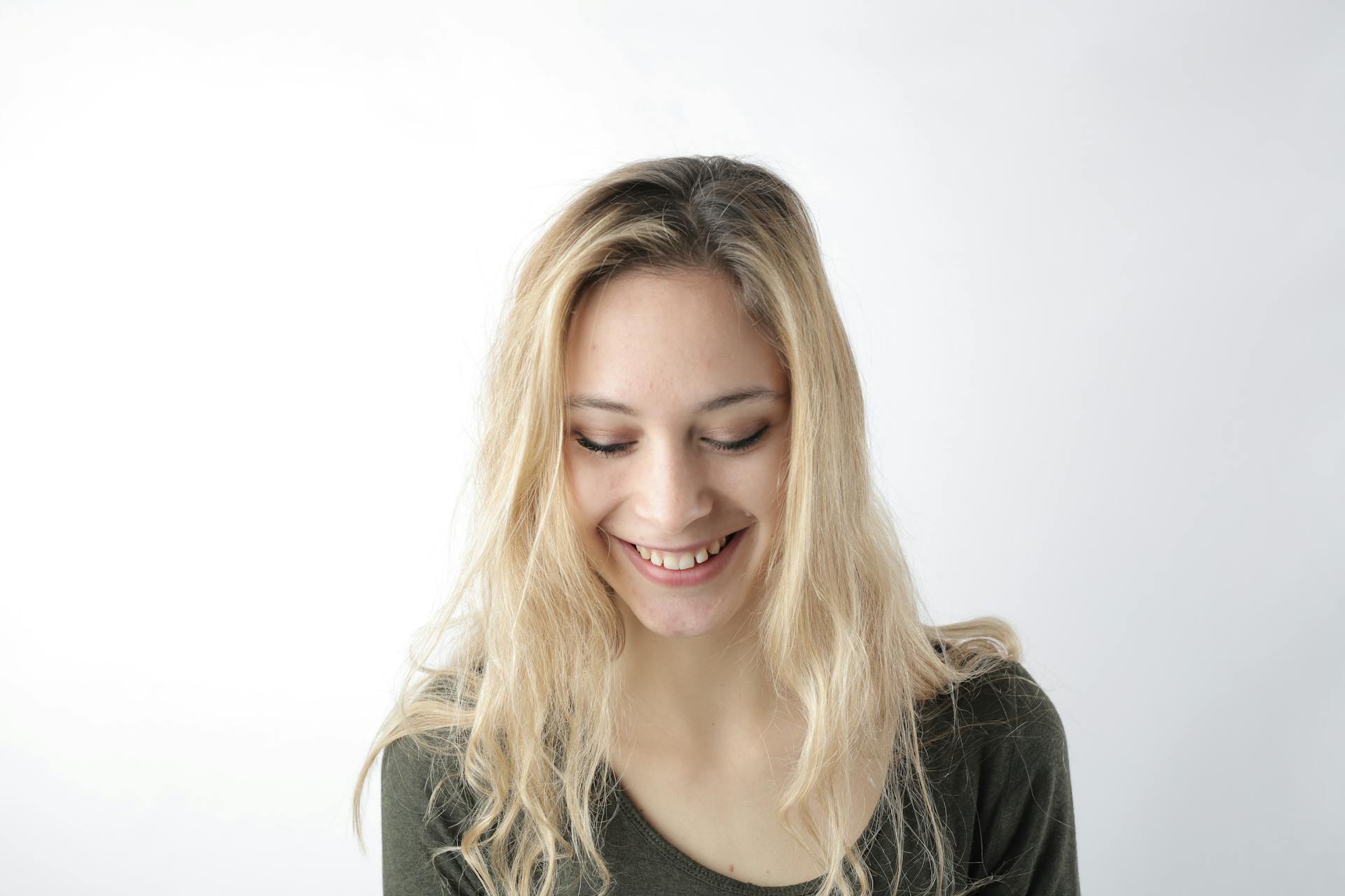 Uśmiechnięta kobieta | Źródło: Pexels