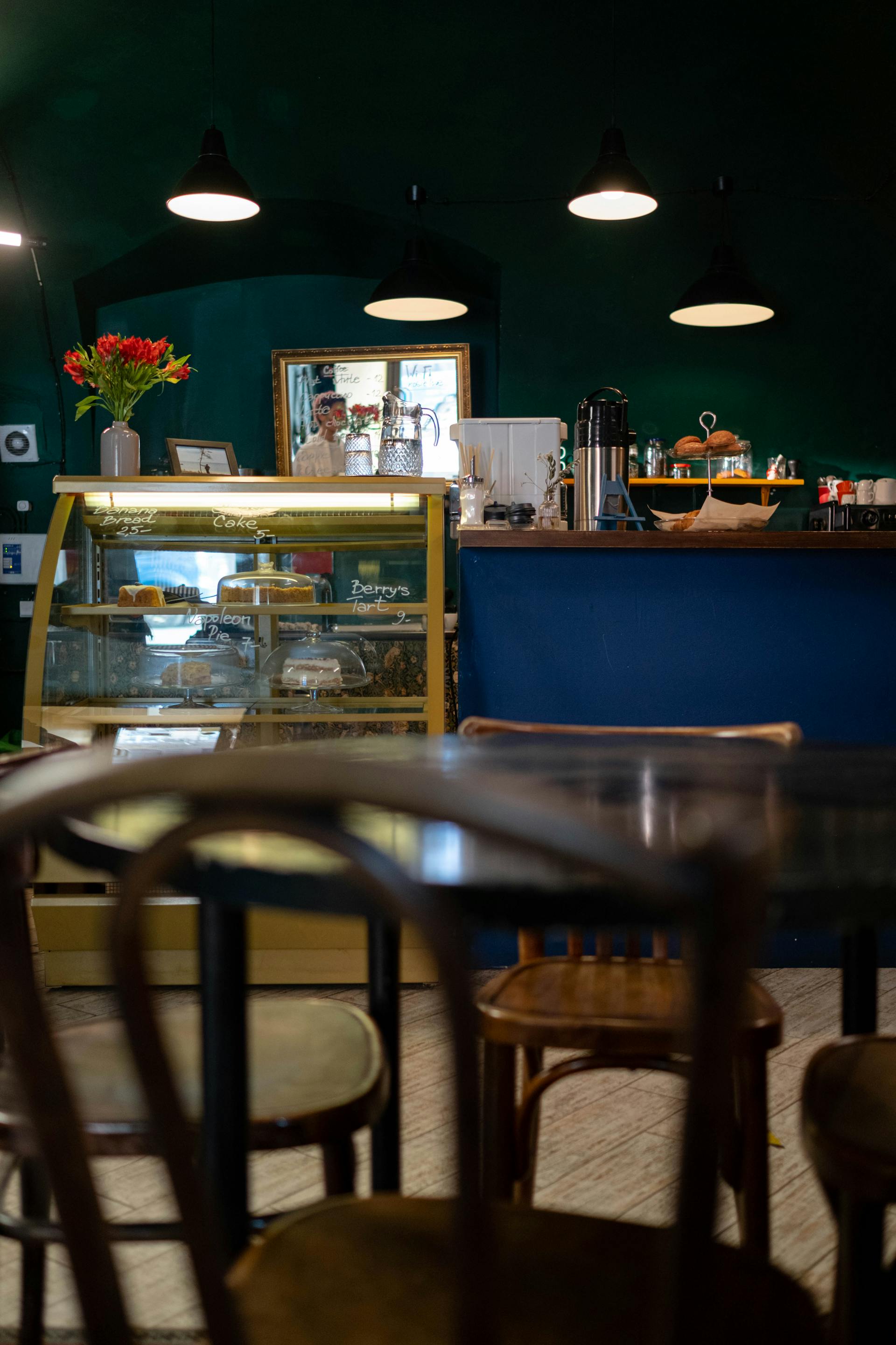Interior of a bakery | Source: Pexels