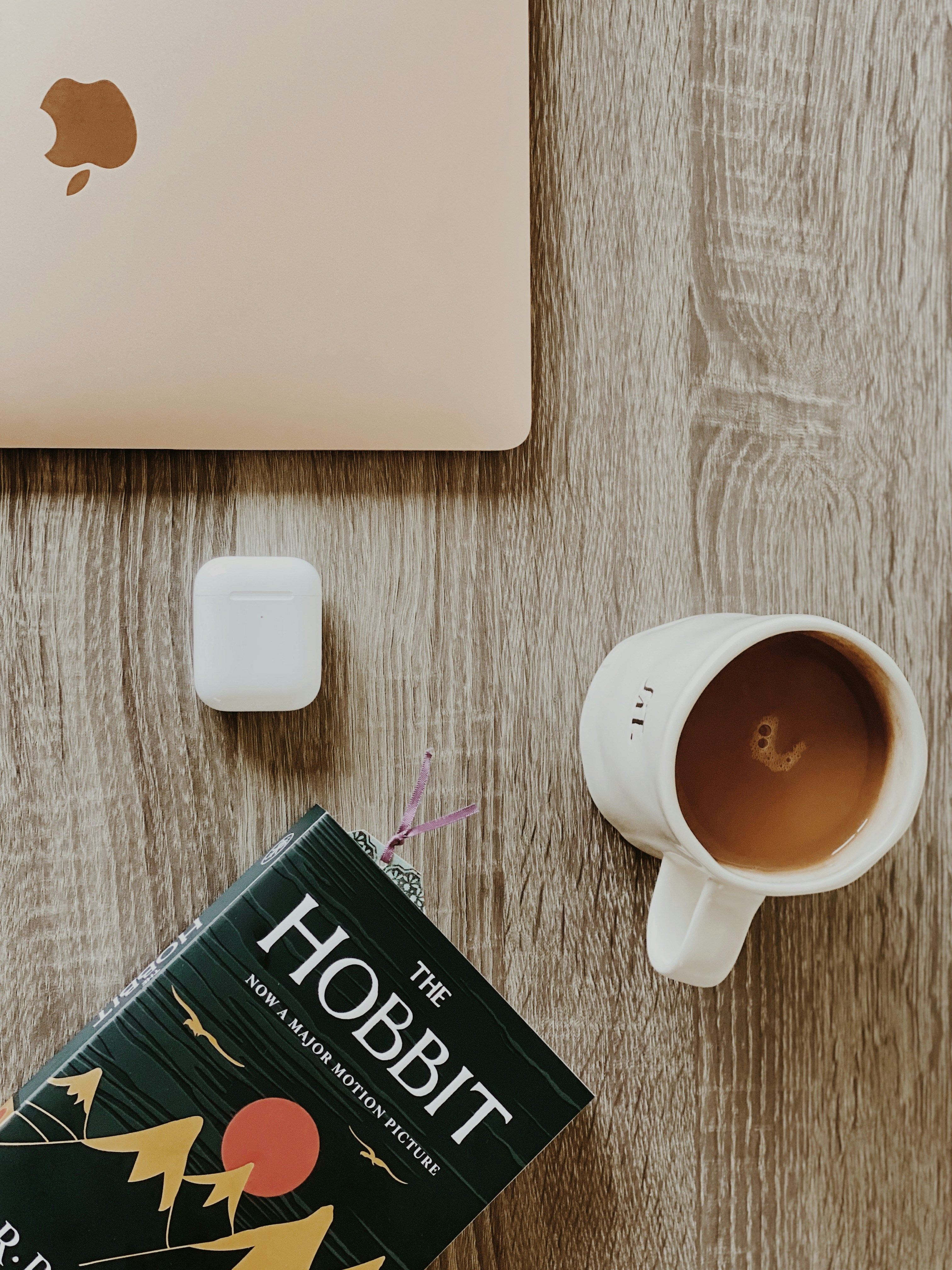 A book on a table | Source: Unsplash