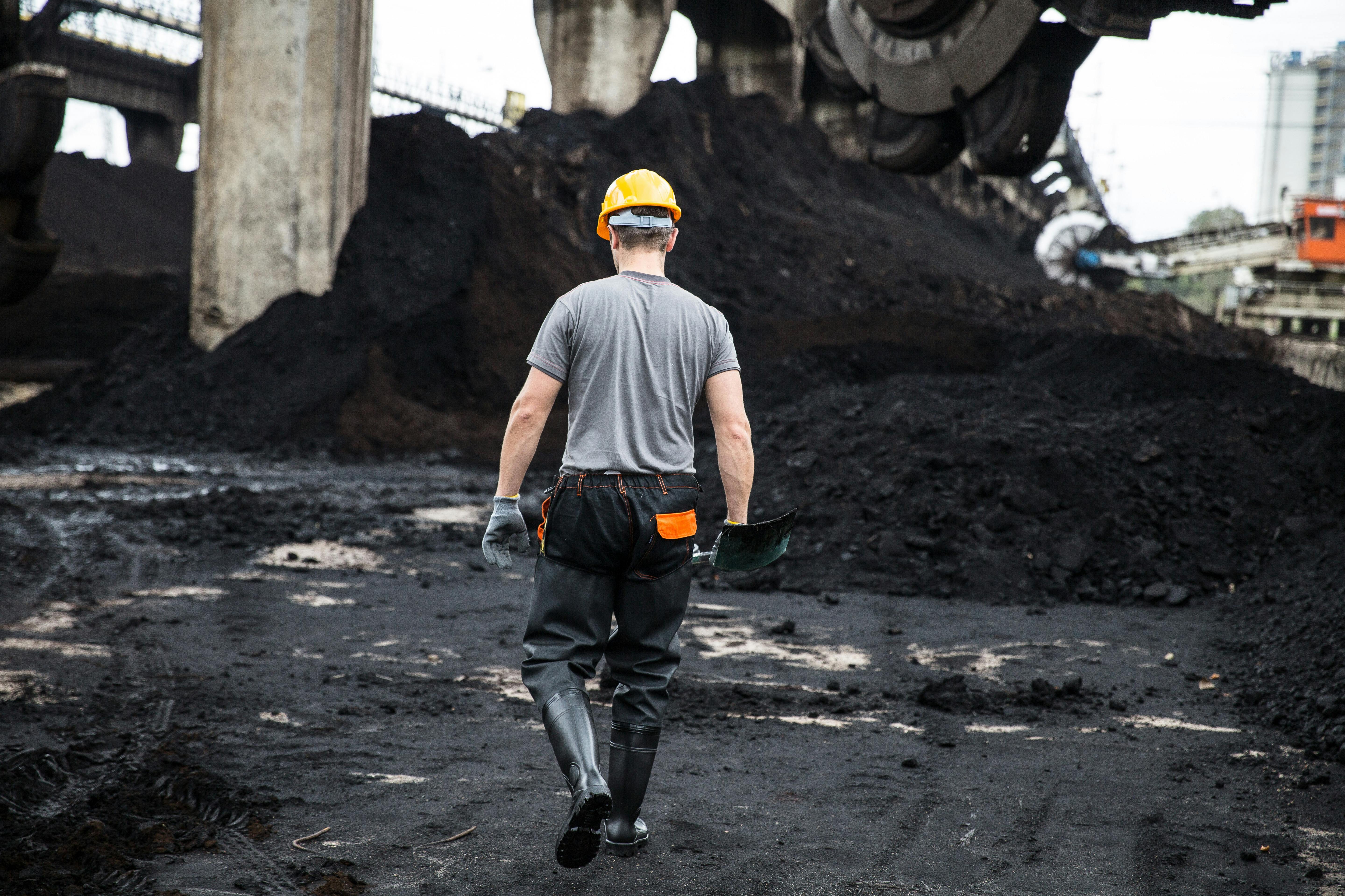 A construction worker pictured on site | Source: Pexels