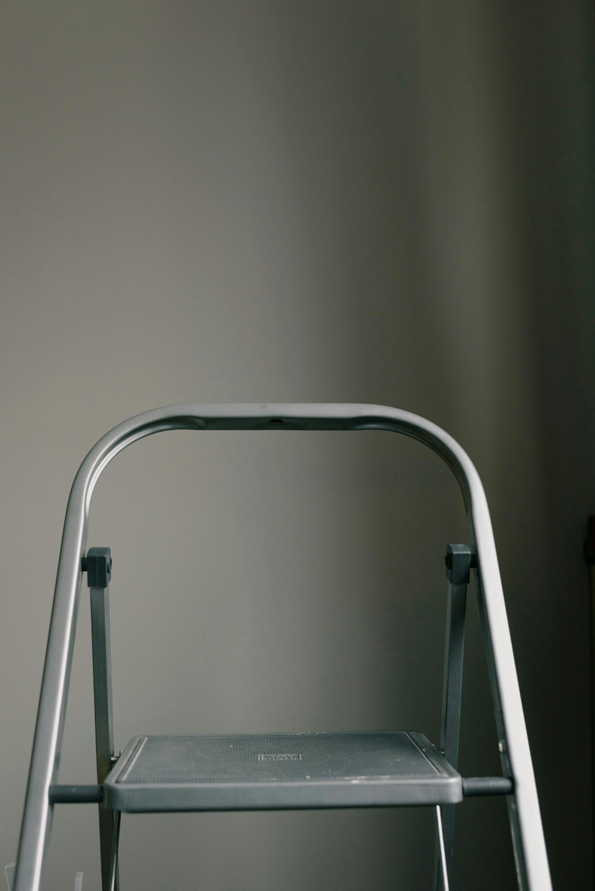 A stepladder | Source: Pexels