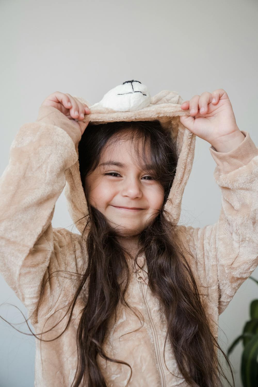 A laughing little girl | Source: Pexels