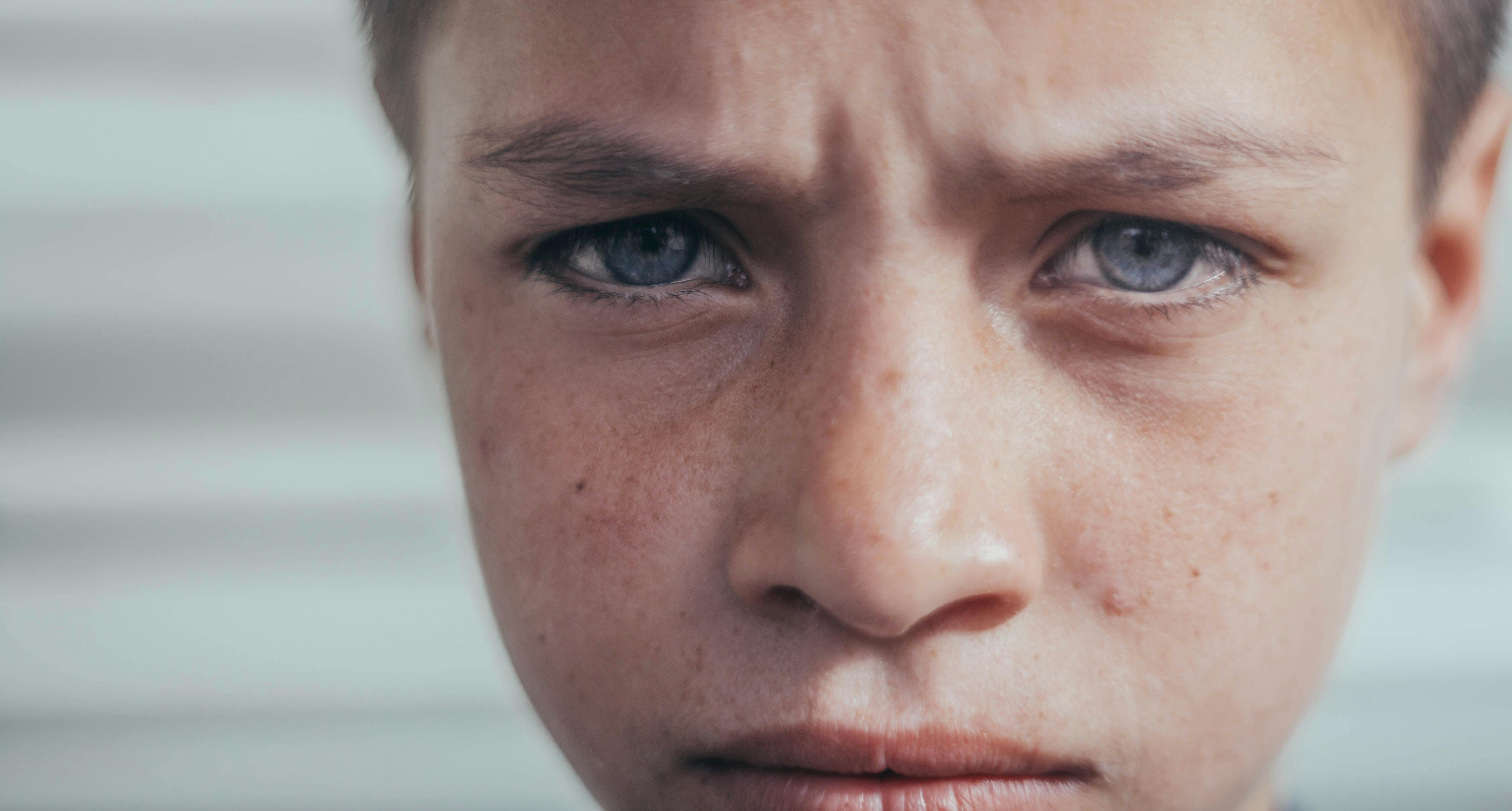 A serious boy's face | Source: Pexels