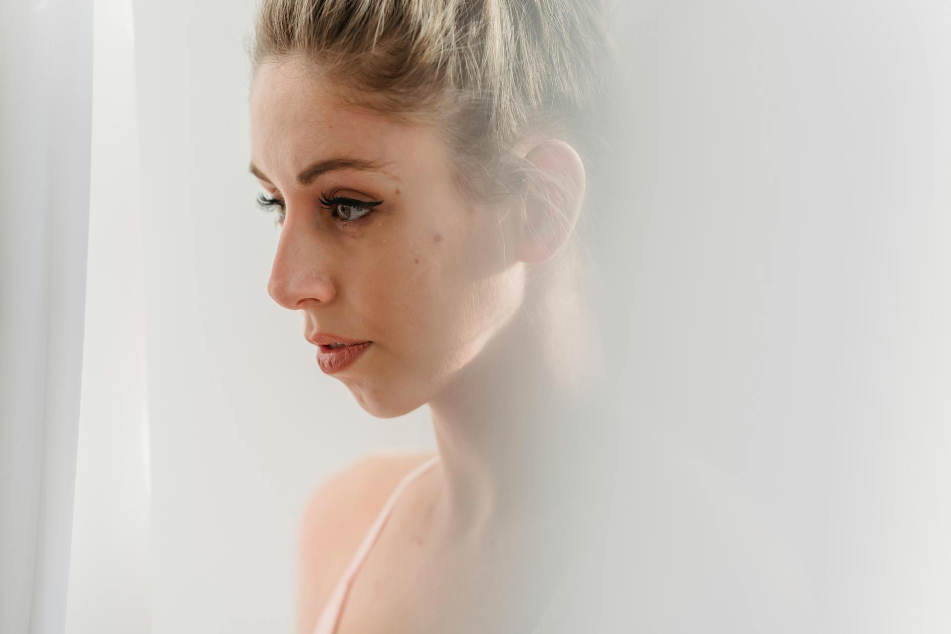 Uma mulher atordoada | Fonte: Pexels