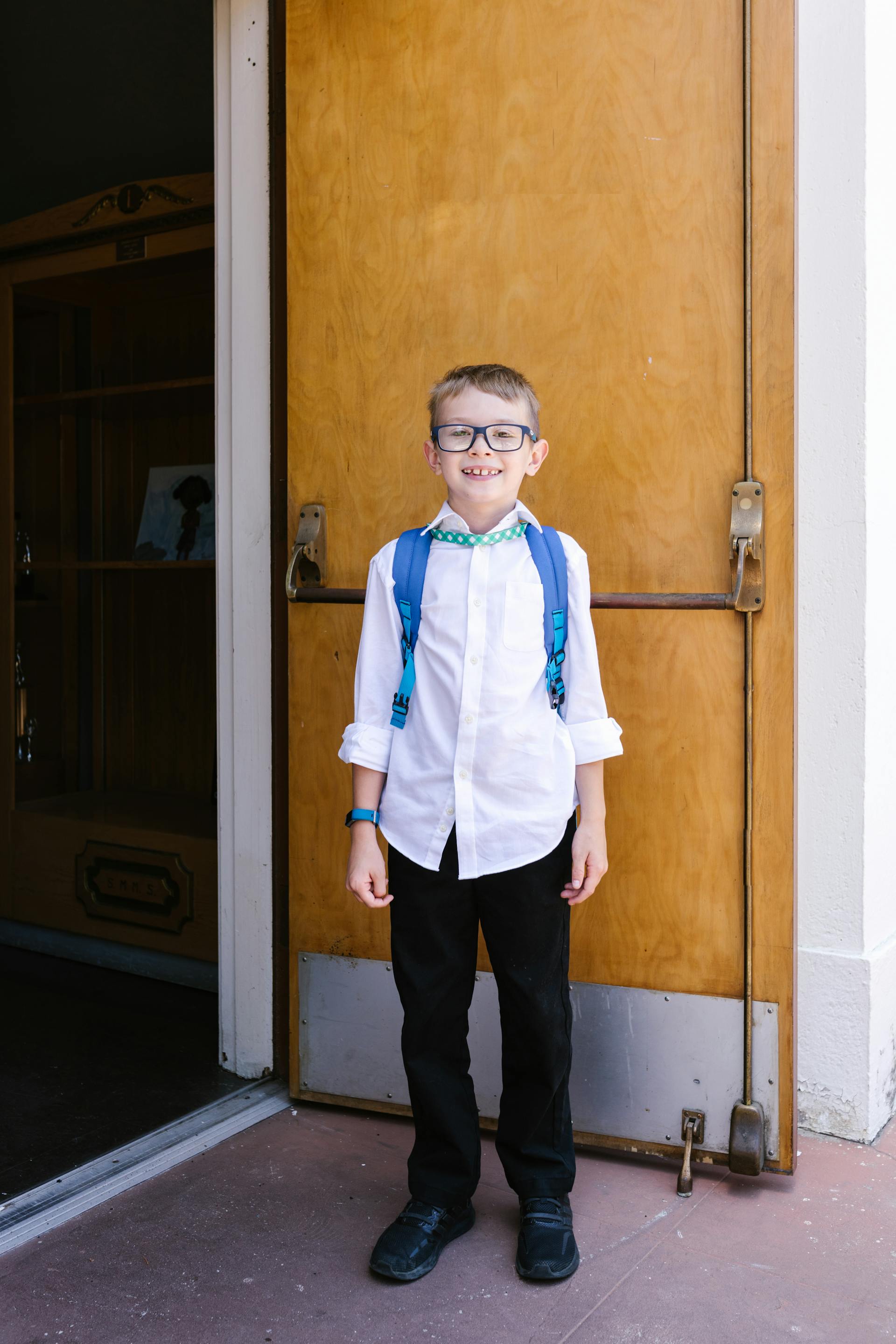 A happy schoolboy | Source: Pexels
