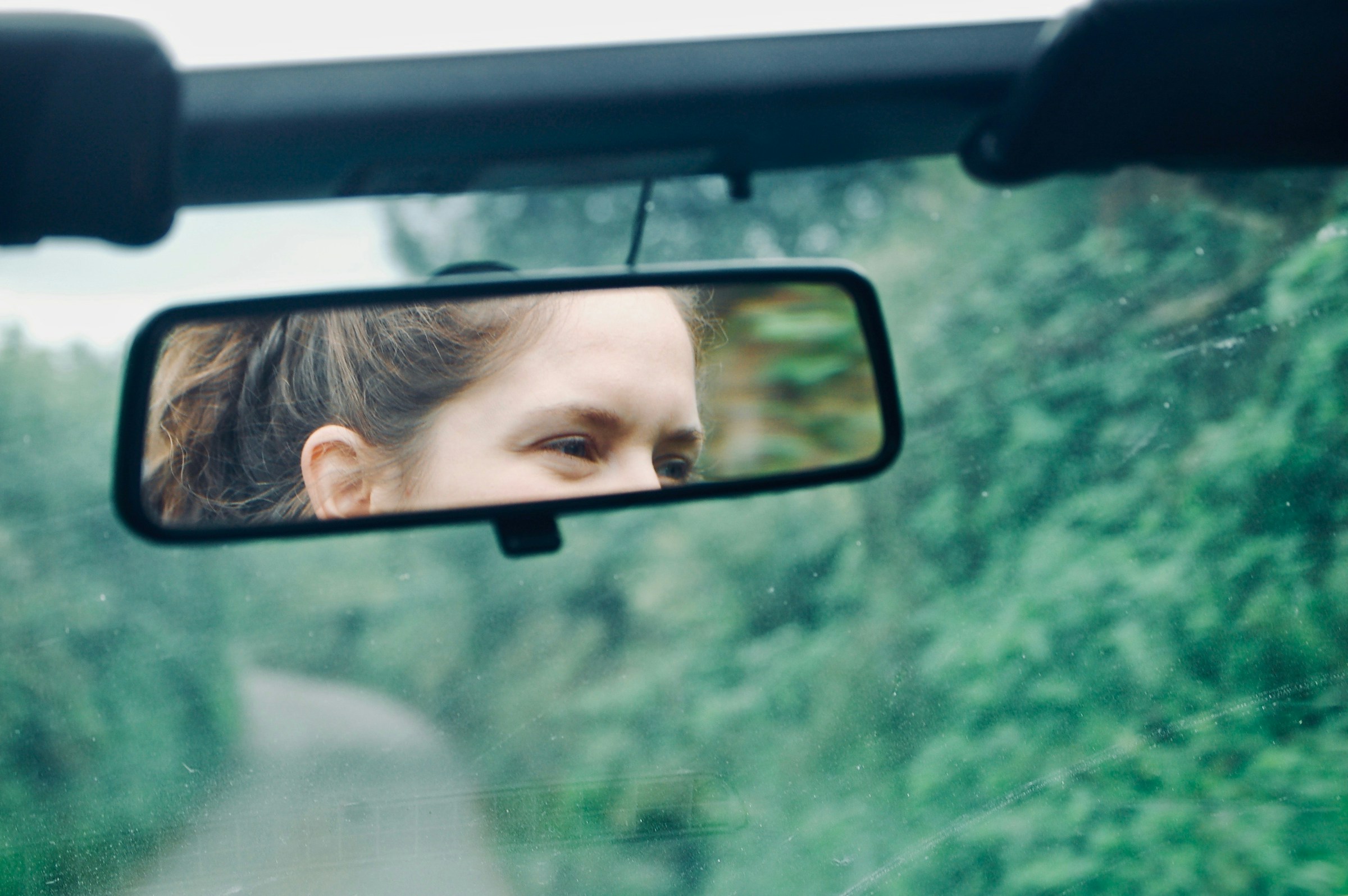 A woman driving a car | Source: Unsplash