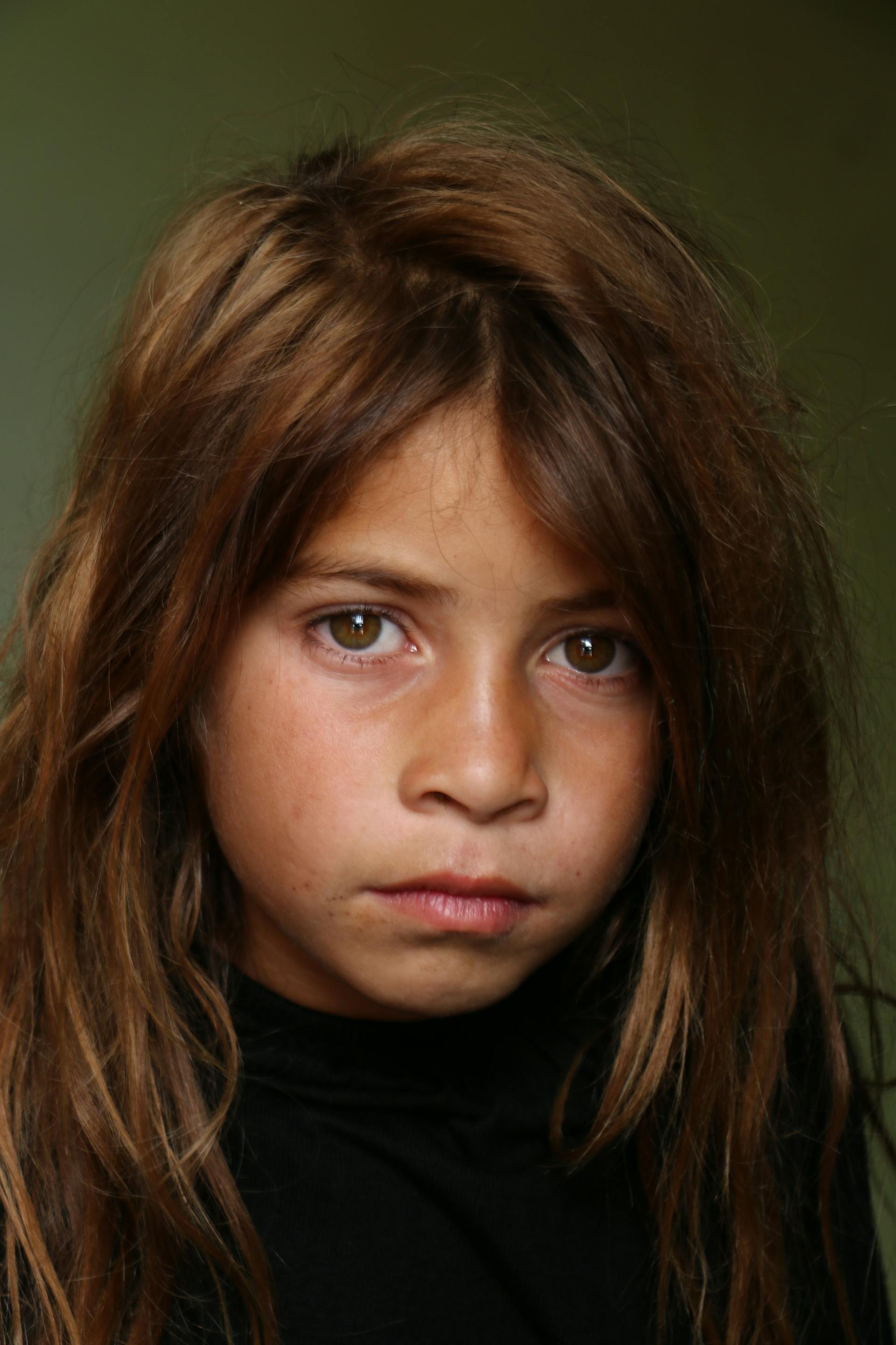 A sad-looking girl | Source: Pexels