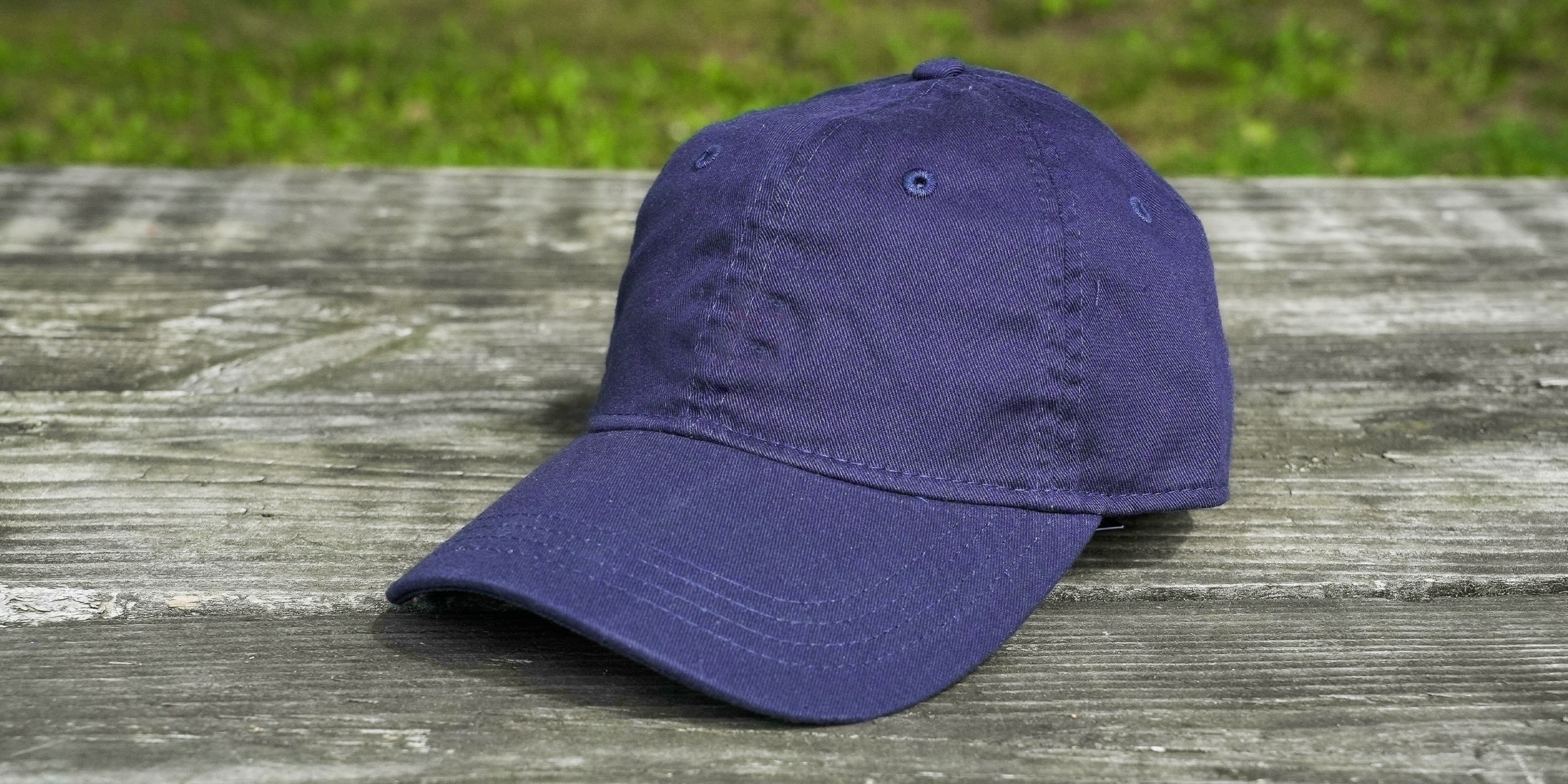 A baseball cap | Source: Shutterstock