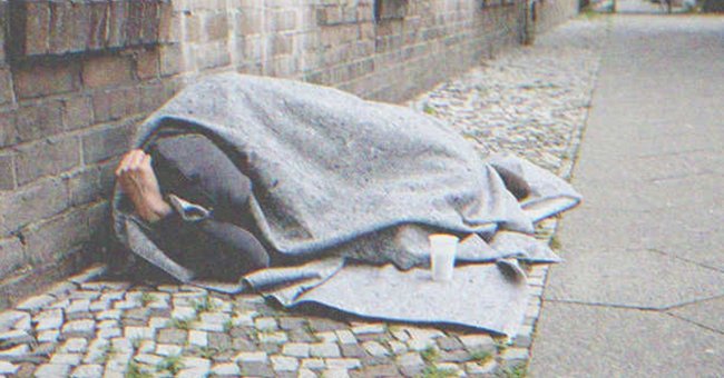 I found my dad sleeping on the streets. | Source: Pexel