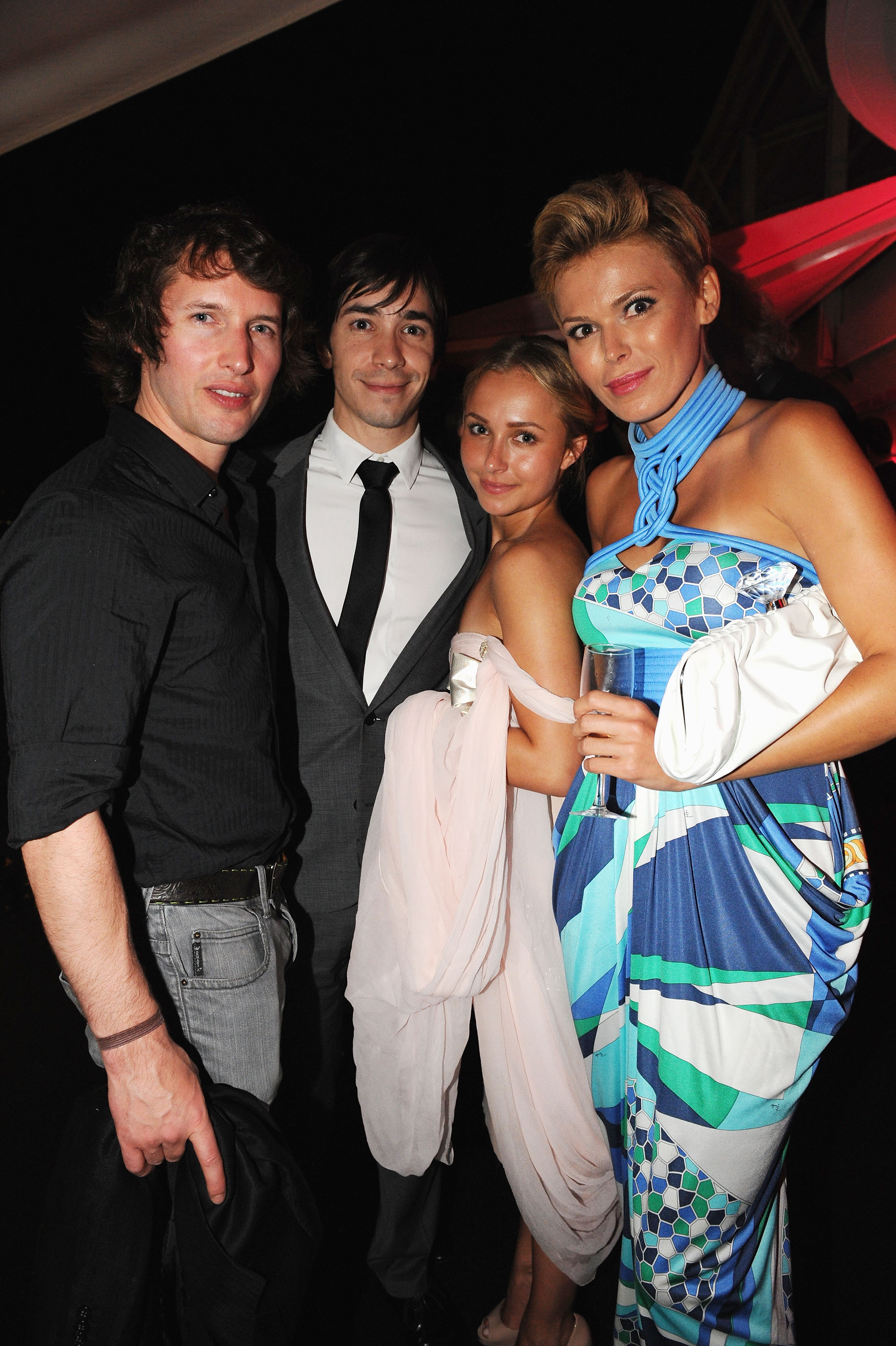 ames Blunt, Justin Long, Hayden Panettiere and Diana Jenkins attend the amfAR Cinema Against AIDS 2009 after party at the Hotel du Cap during the 62nd Annual Cannes Film Festival on May 21, 2009 in Antibes, France. | Source: Getty Images