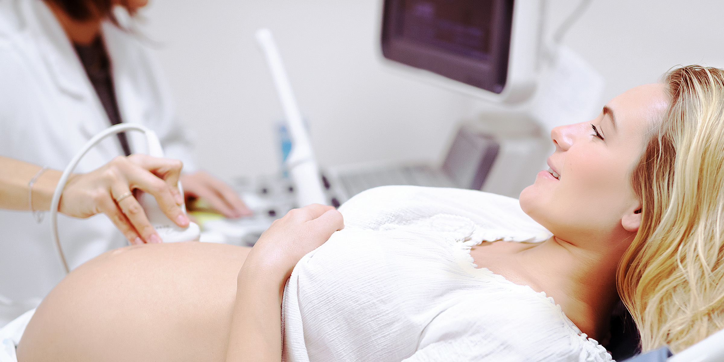 A pregnant woman undergoing ultrasound | Source: Shutterstock