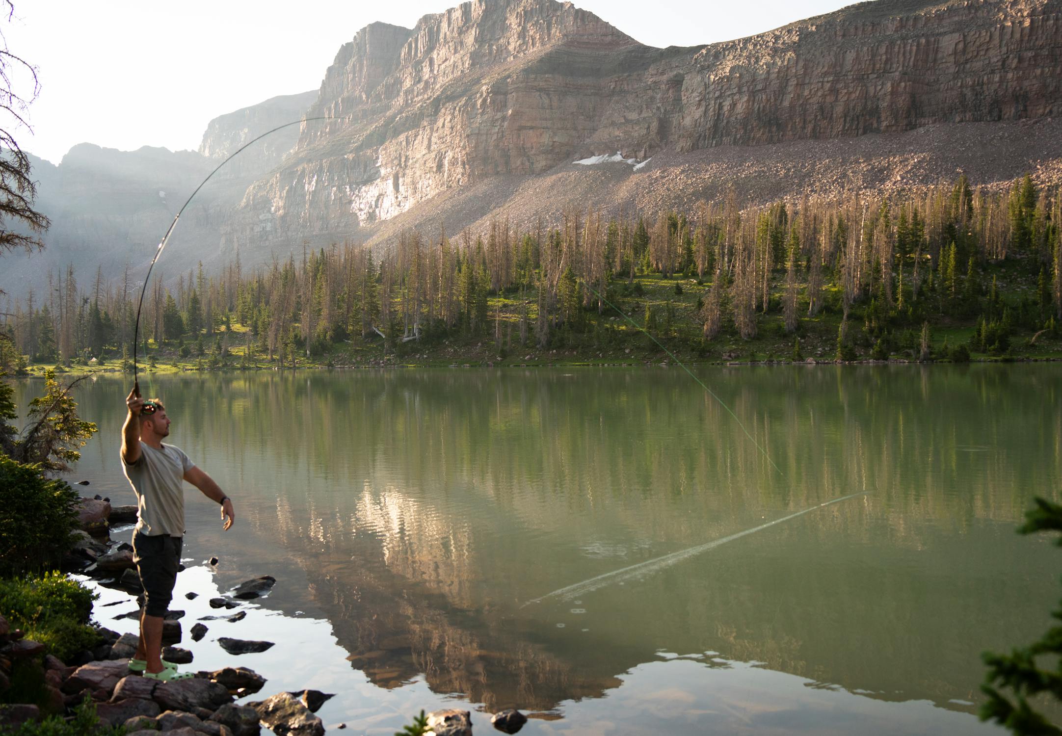 A man fishing | Source: Pexels